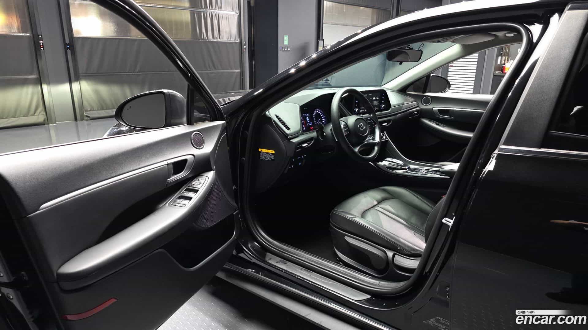 Sonata Hyundai 2019.4-INNER-010