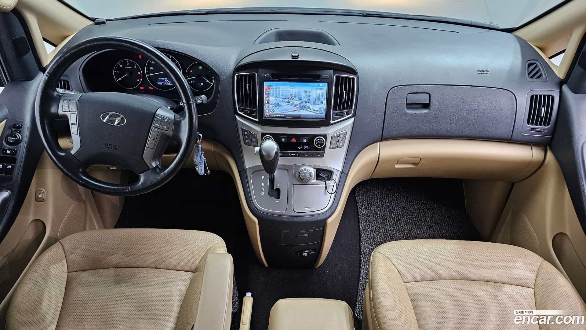 Starex Hyundai 2018.2-INNER-007