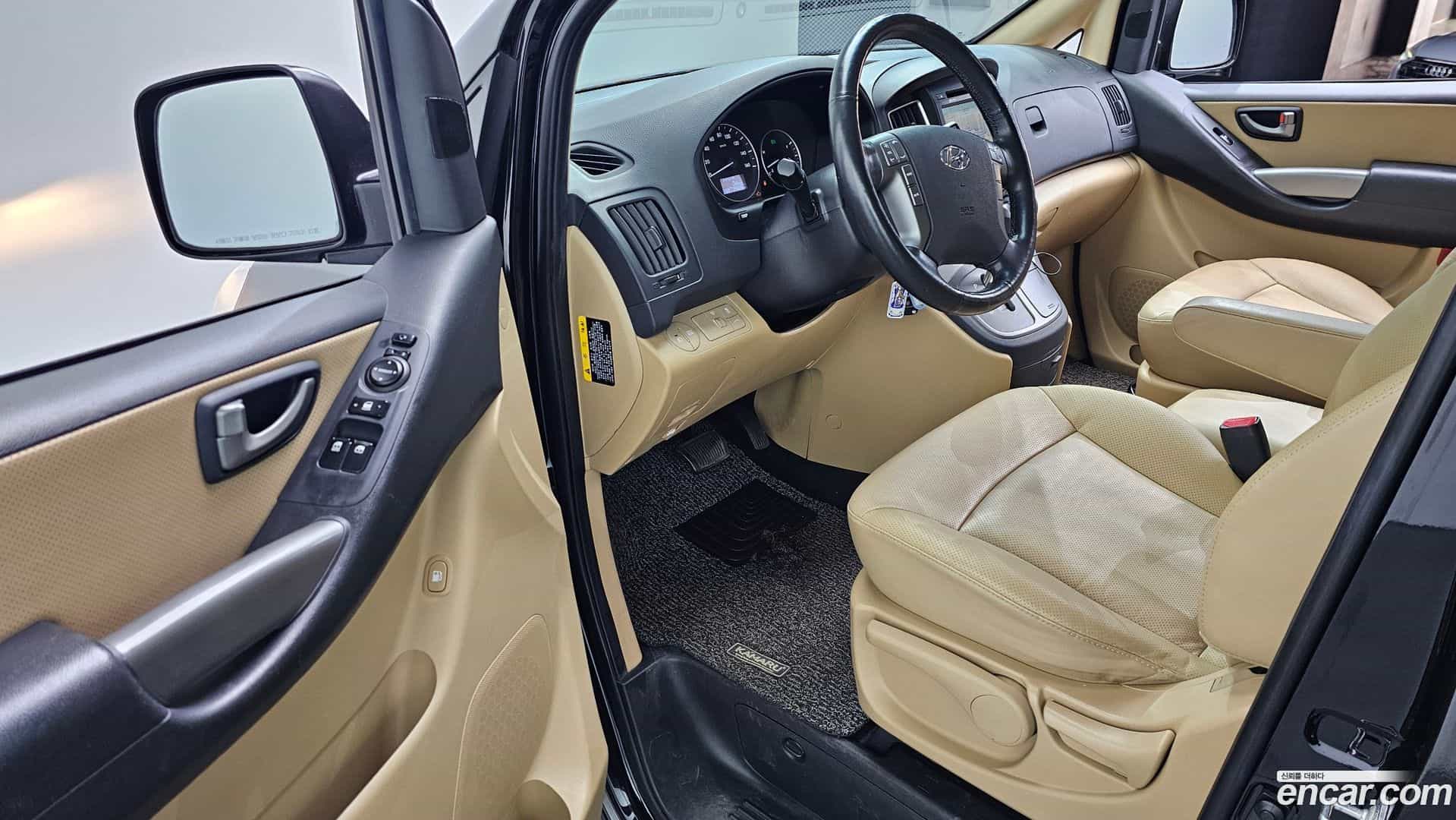 Starex Hyundai 2018.2-INNER-010
