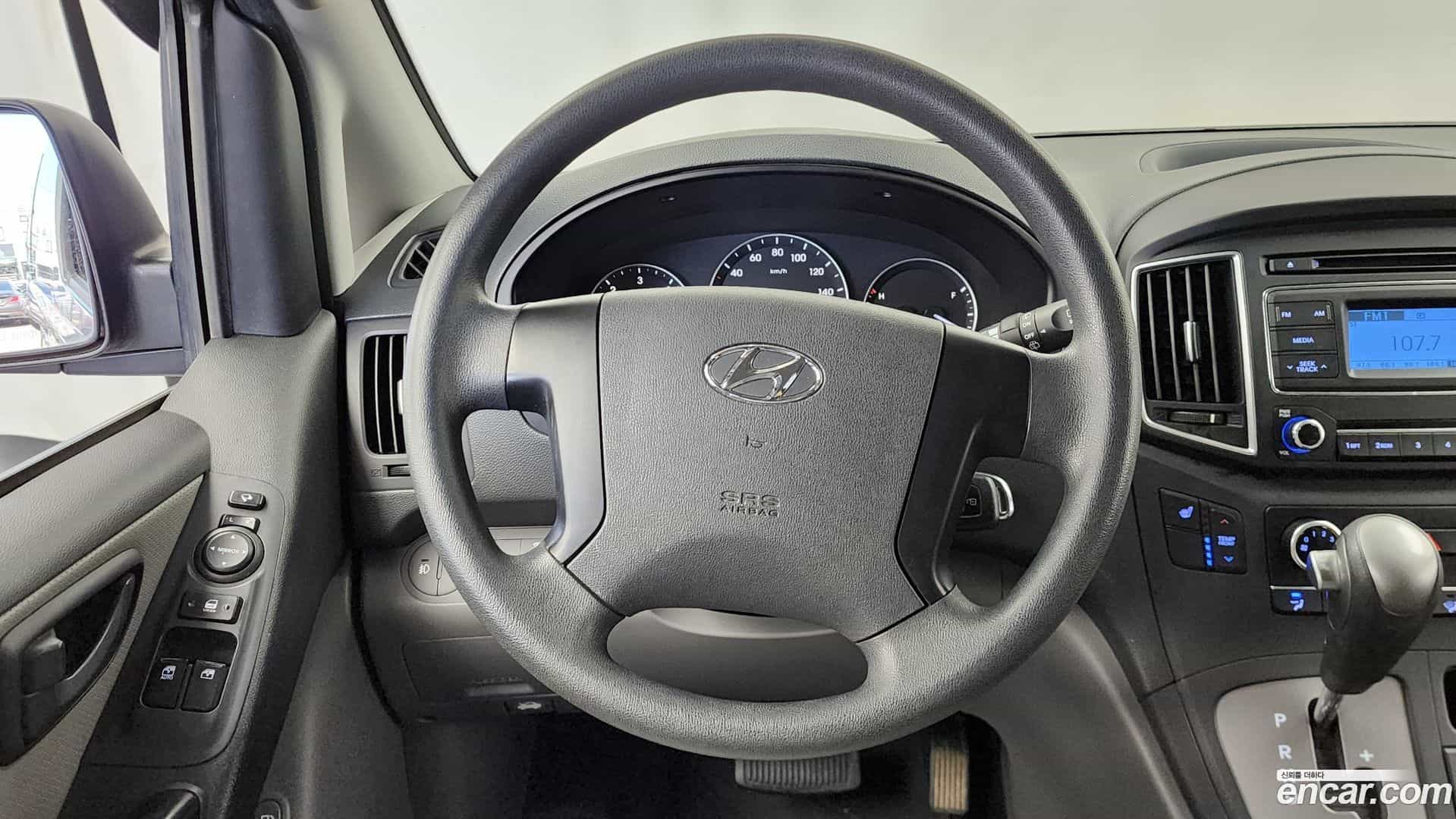 Starex Hyundai 2018.9-OPTION-017