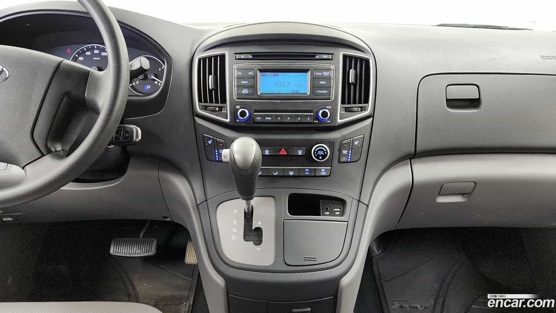 Starex Hyundai 2018.9-OPTION-018