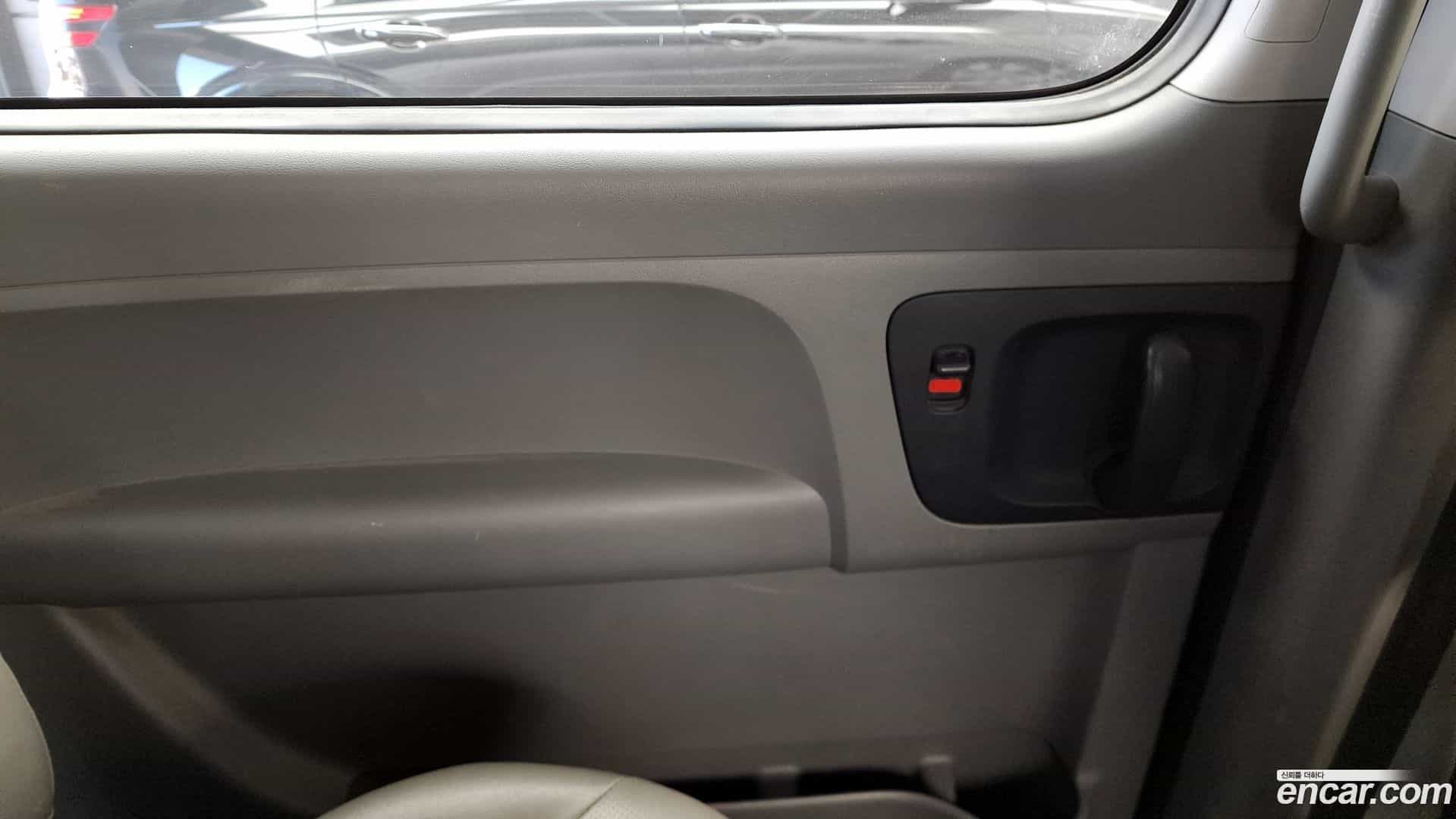 Starex Hyundai 2018.9-INNER-035