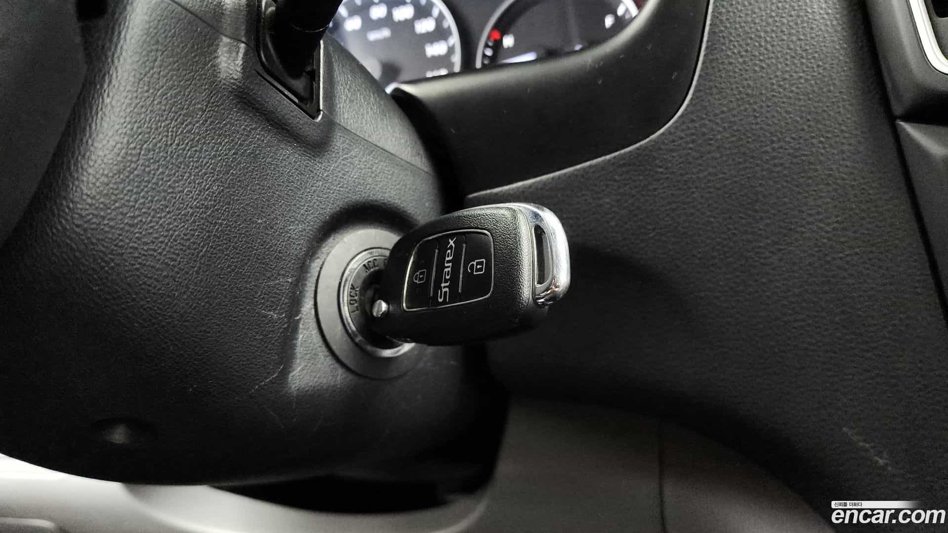Starex Hyundai 2018.9-OPTION-041