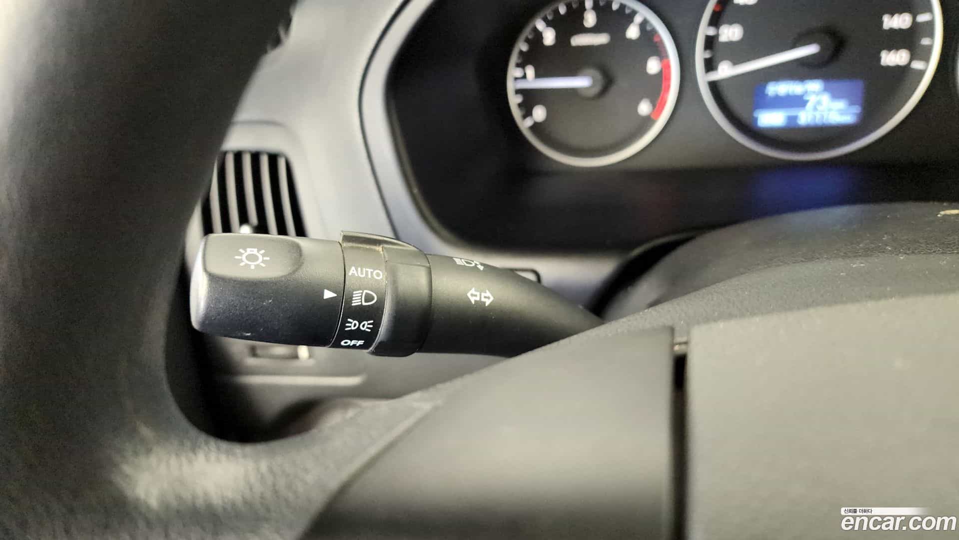 Starex Hyundai 2018.9-OPTION-042