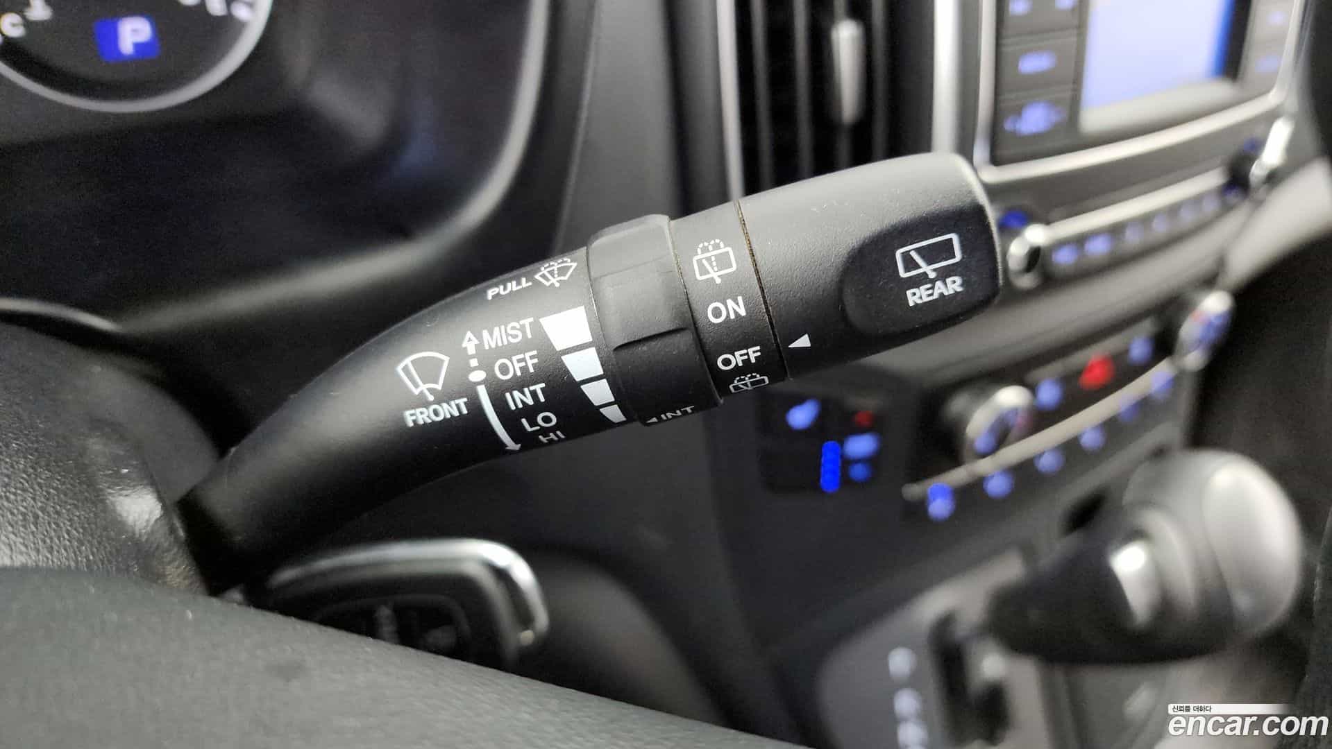 Starex Hyundai 2018.9-OPTION-045