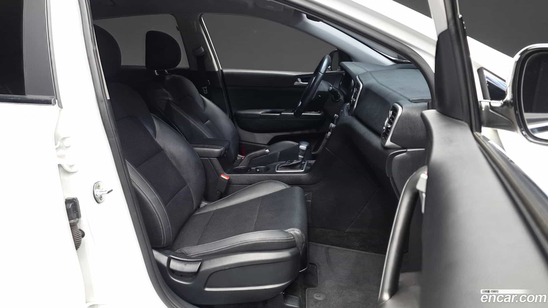 Sportage Kia 2017.5-OPTION-015