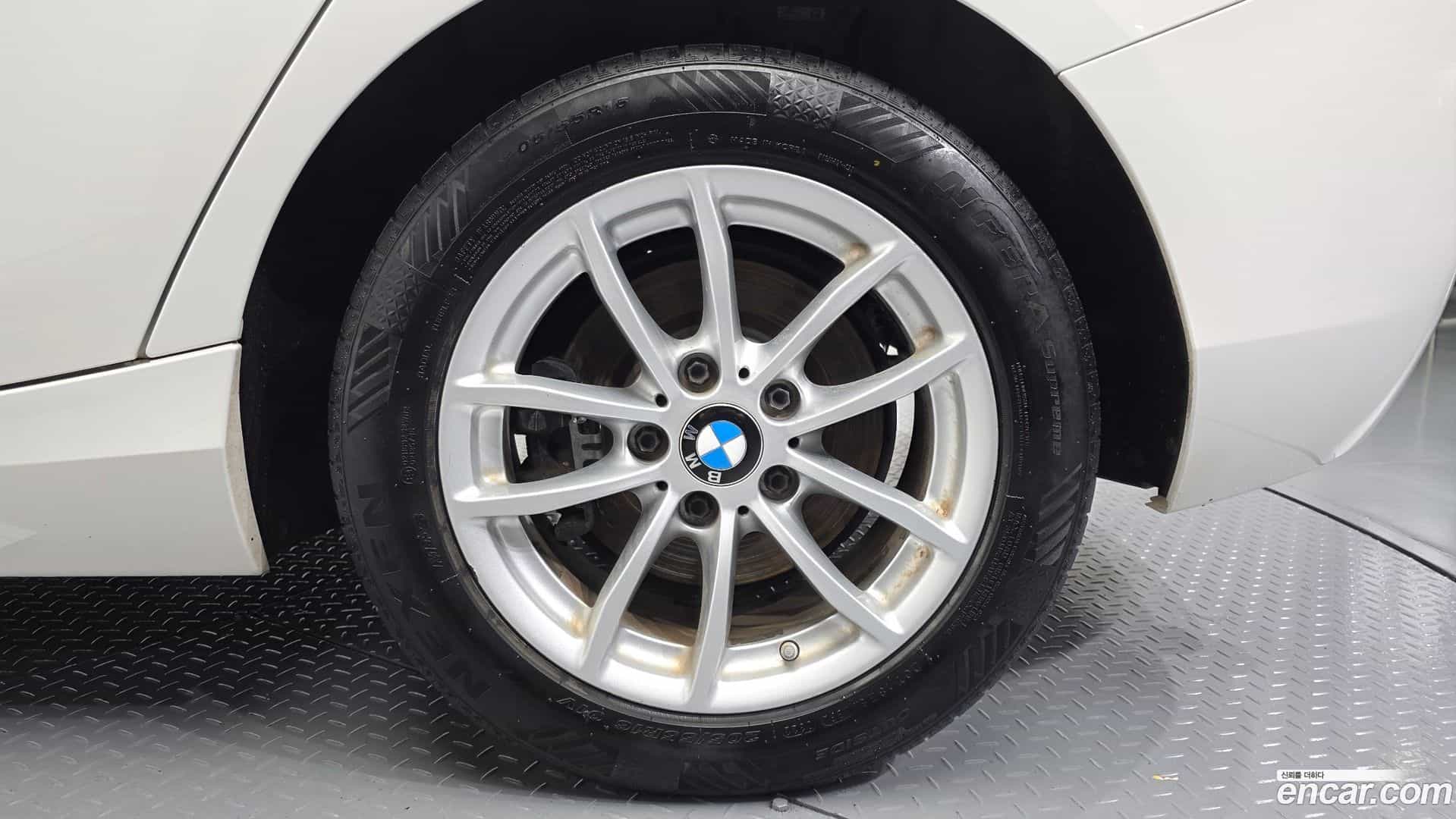 1-Series BMW 2018.0-OUTER-031