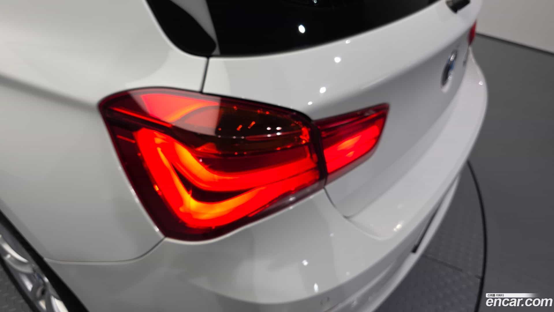 1-Series BMW 2018.0-OUTER-033