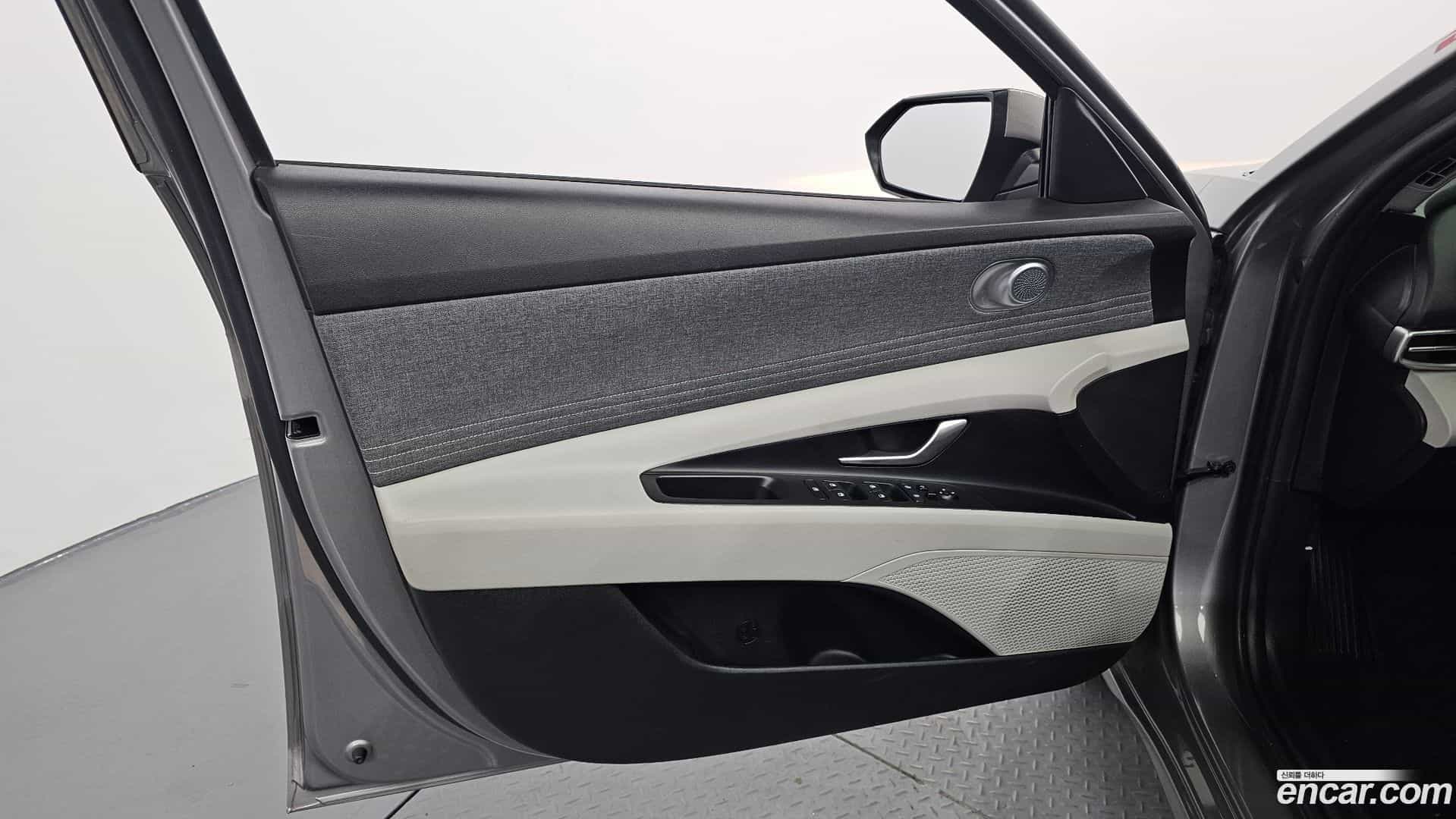 AVANTE Hyundai 2021.4-INNER-034