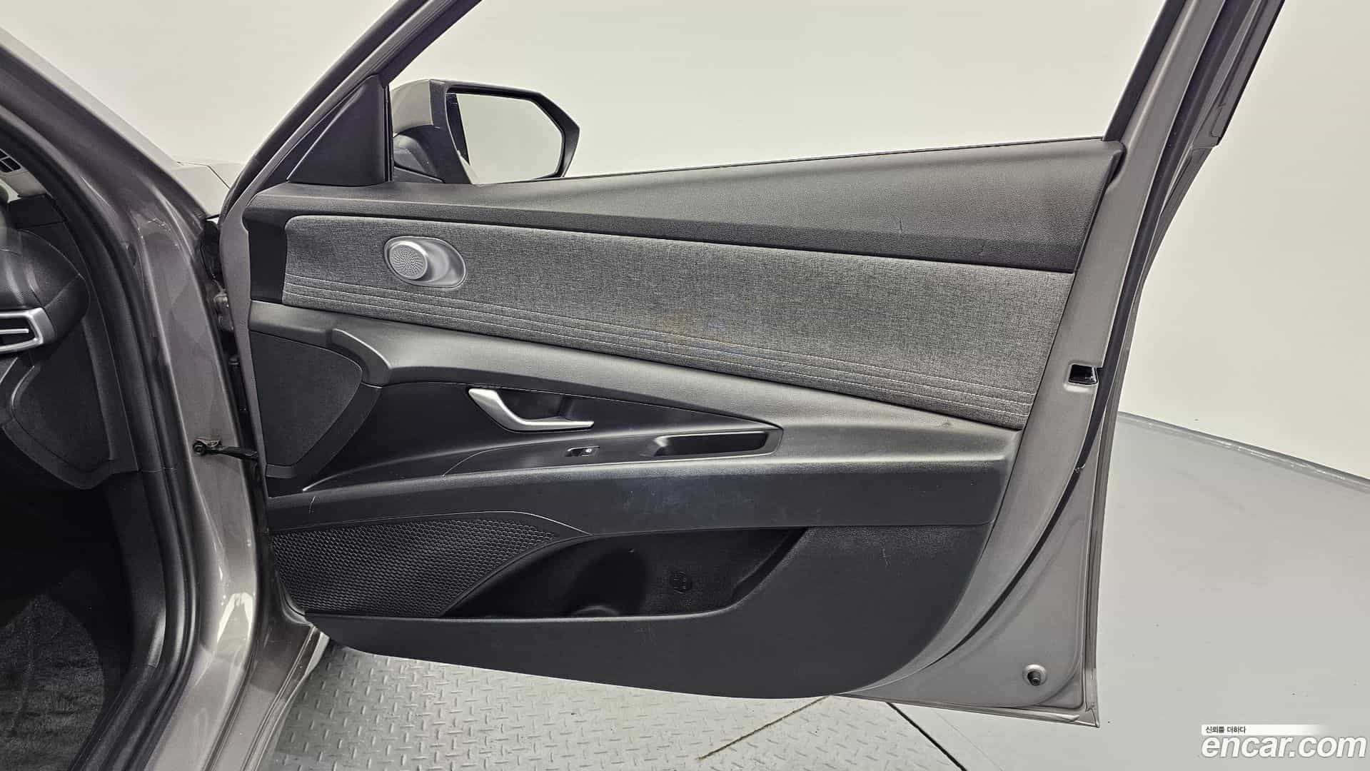 AVANTE Hyundai 2021.4-INNER-035