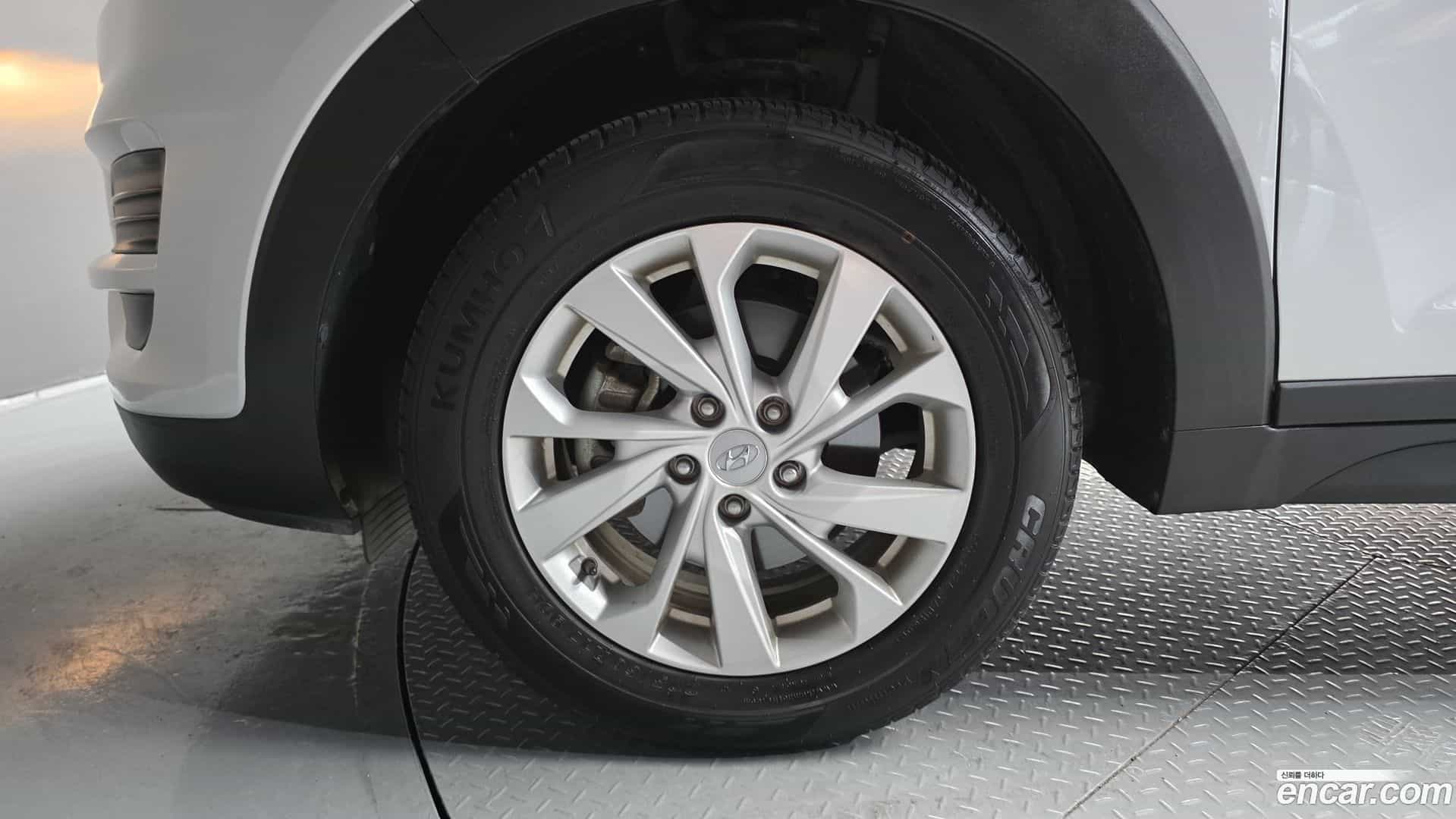 Tucson Hyundai 2019.10-OUTER-005
