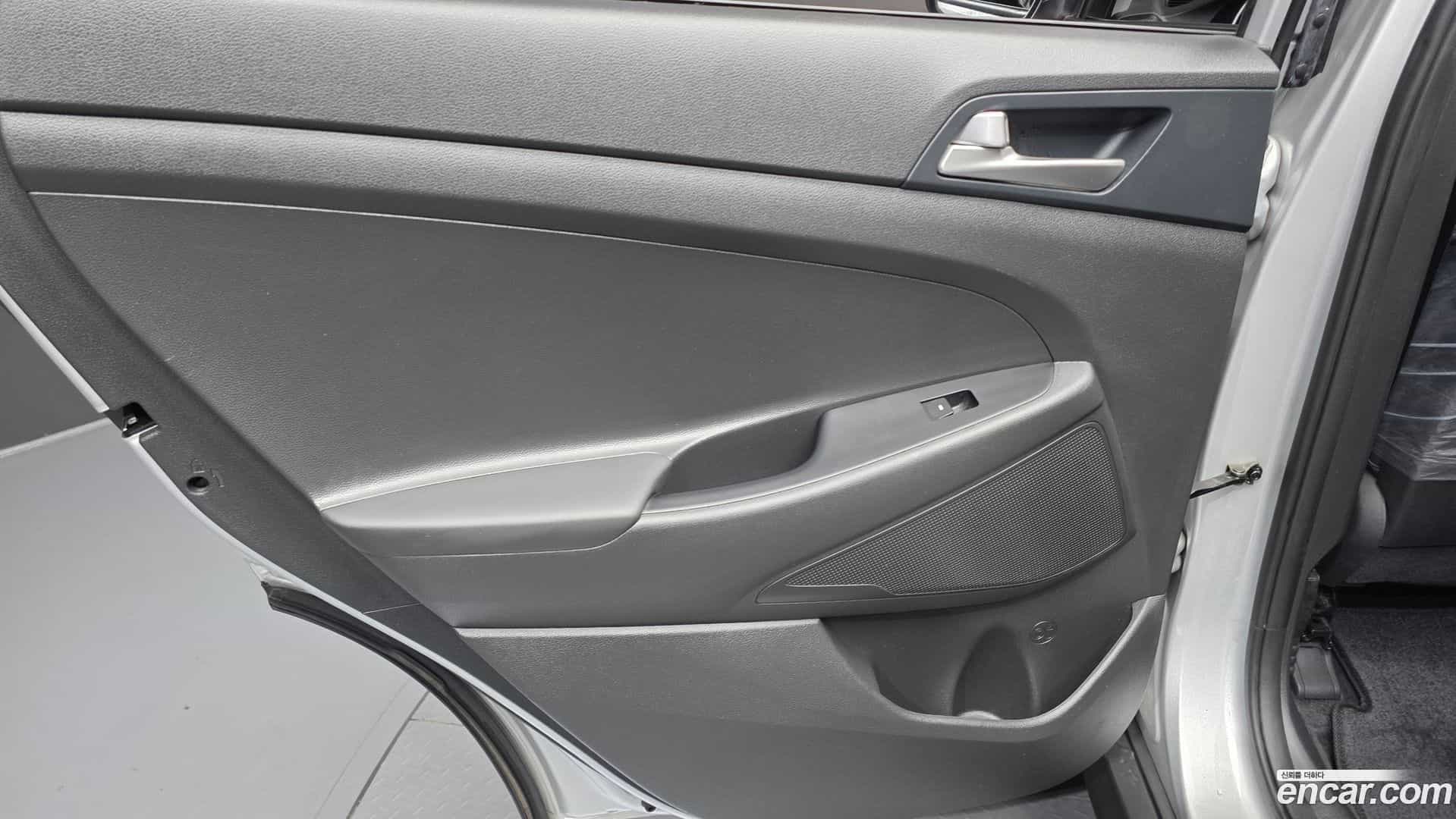 Tucson Hyundai 2019.10-INNER-035