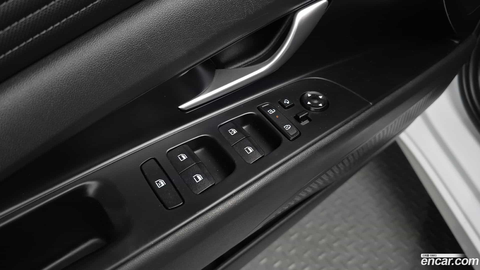 AVANTE Hyundai 2023.4-OPTION-023