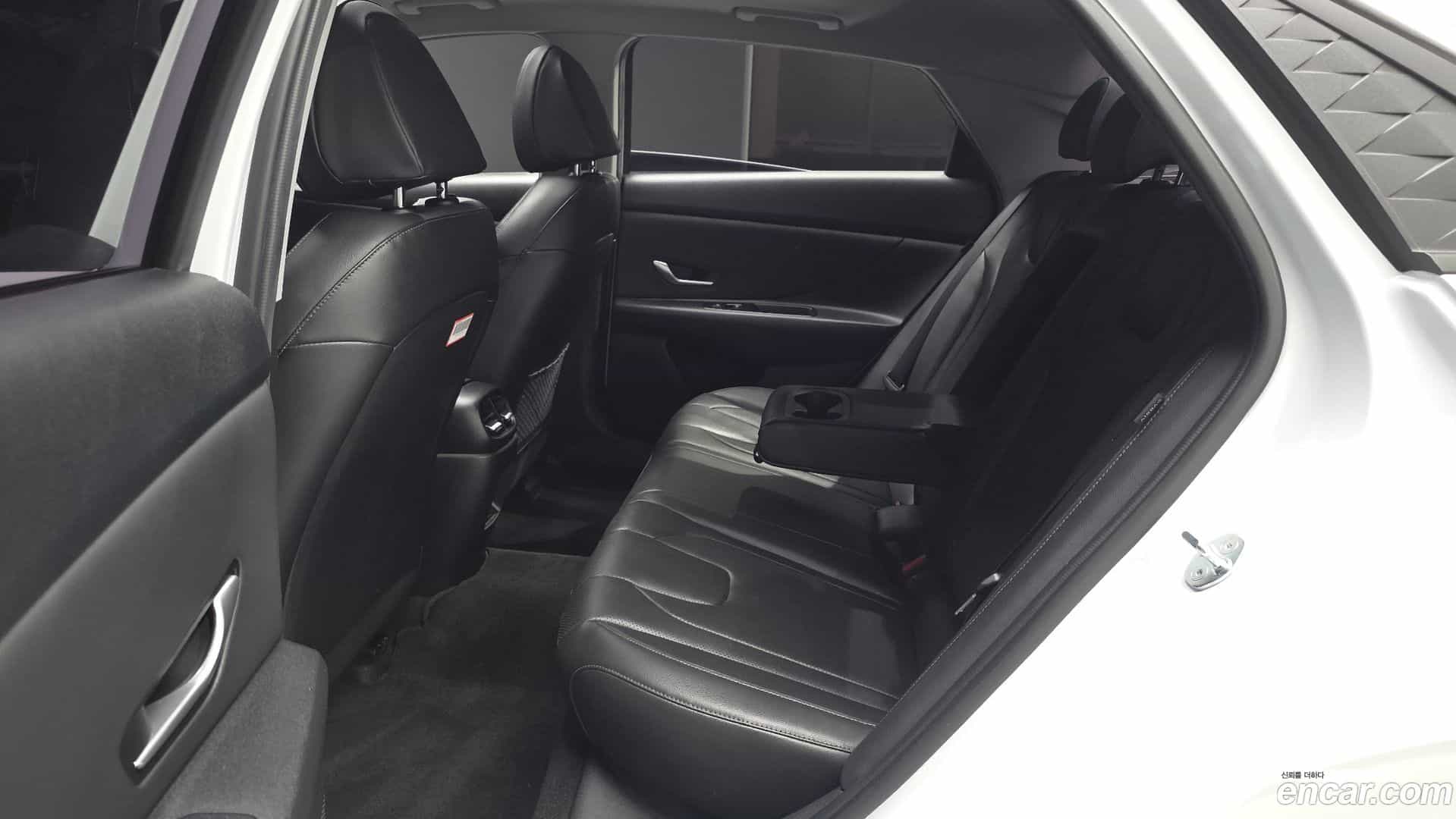AVANTE Hyundai 2023.4-INNER-036