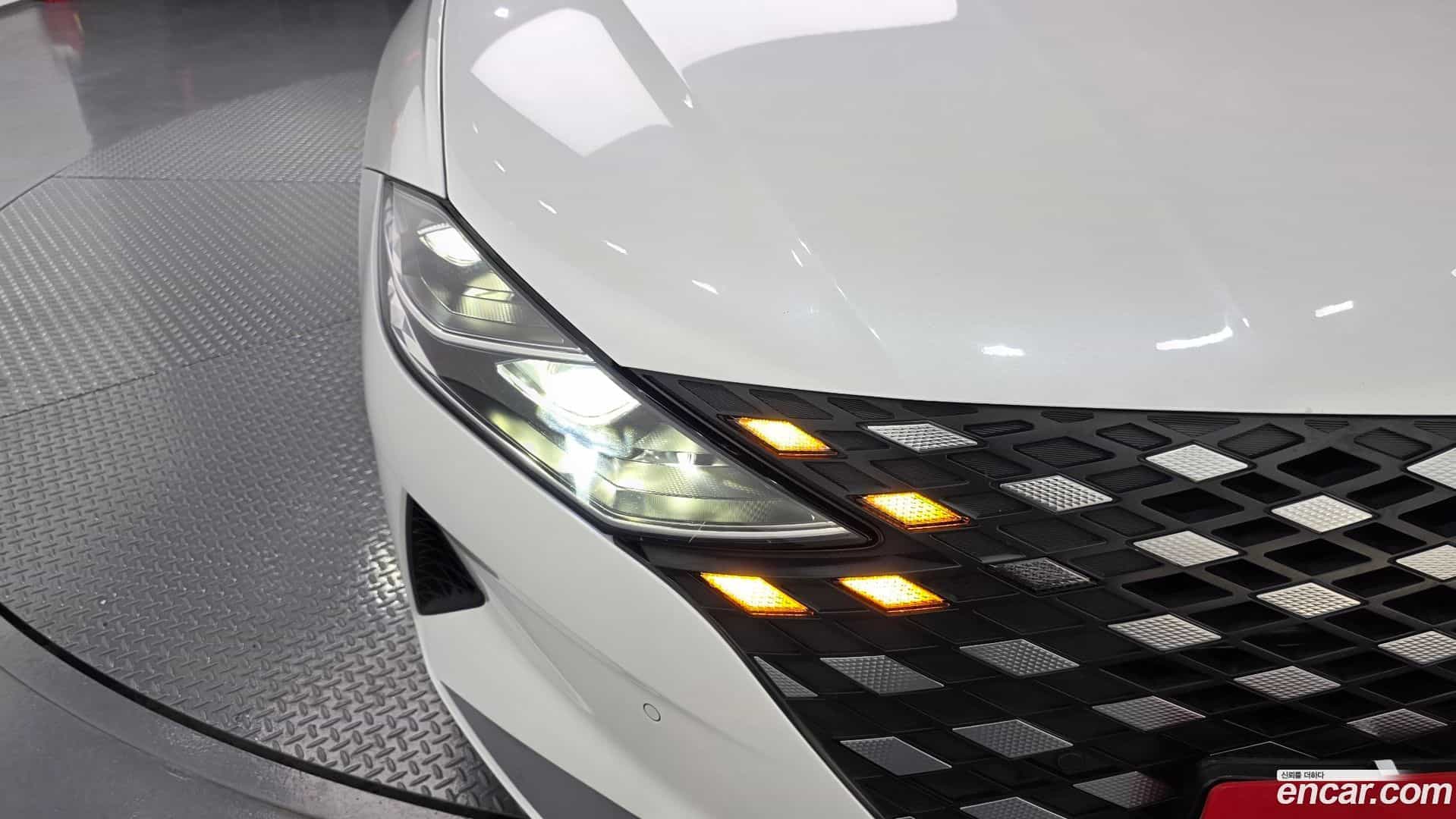Grandeur Hyundai 2022.5-OUTER-032