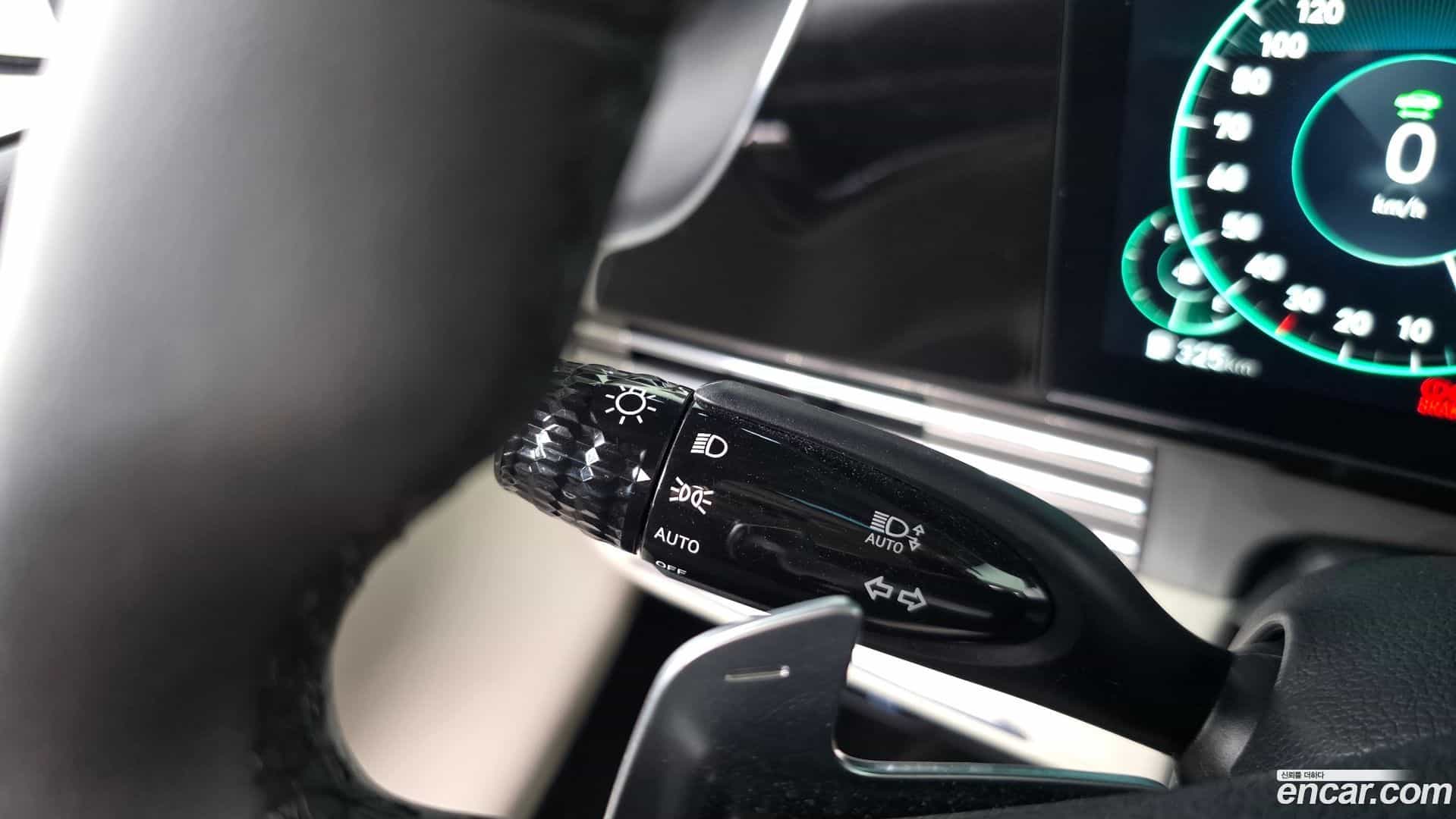 Grandeur Hyundai 2022.5-OPTION-047