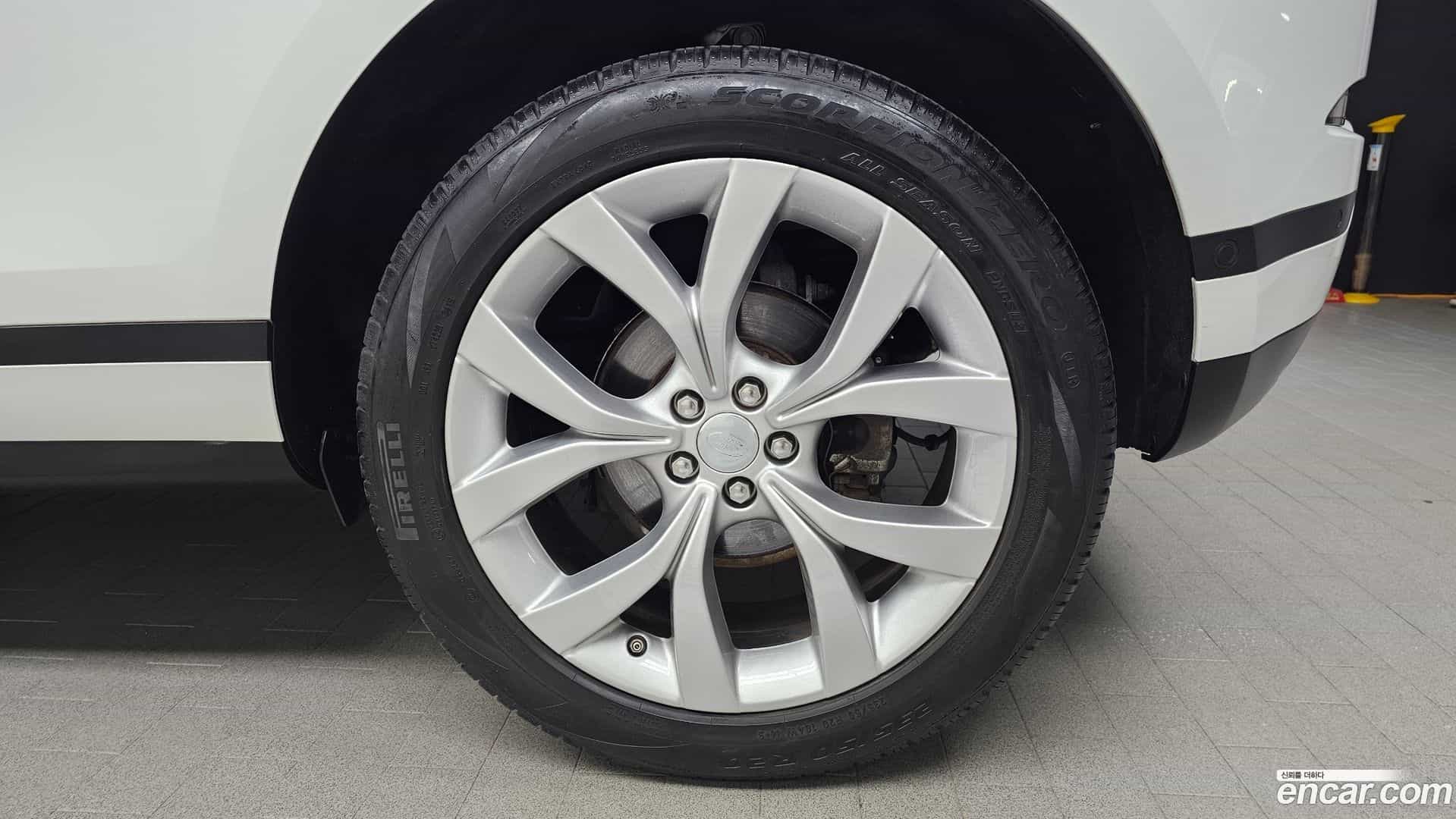 Range Rover Evoque Land Rover 2020.3-OUTER-005