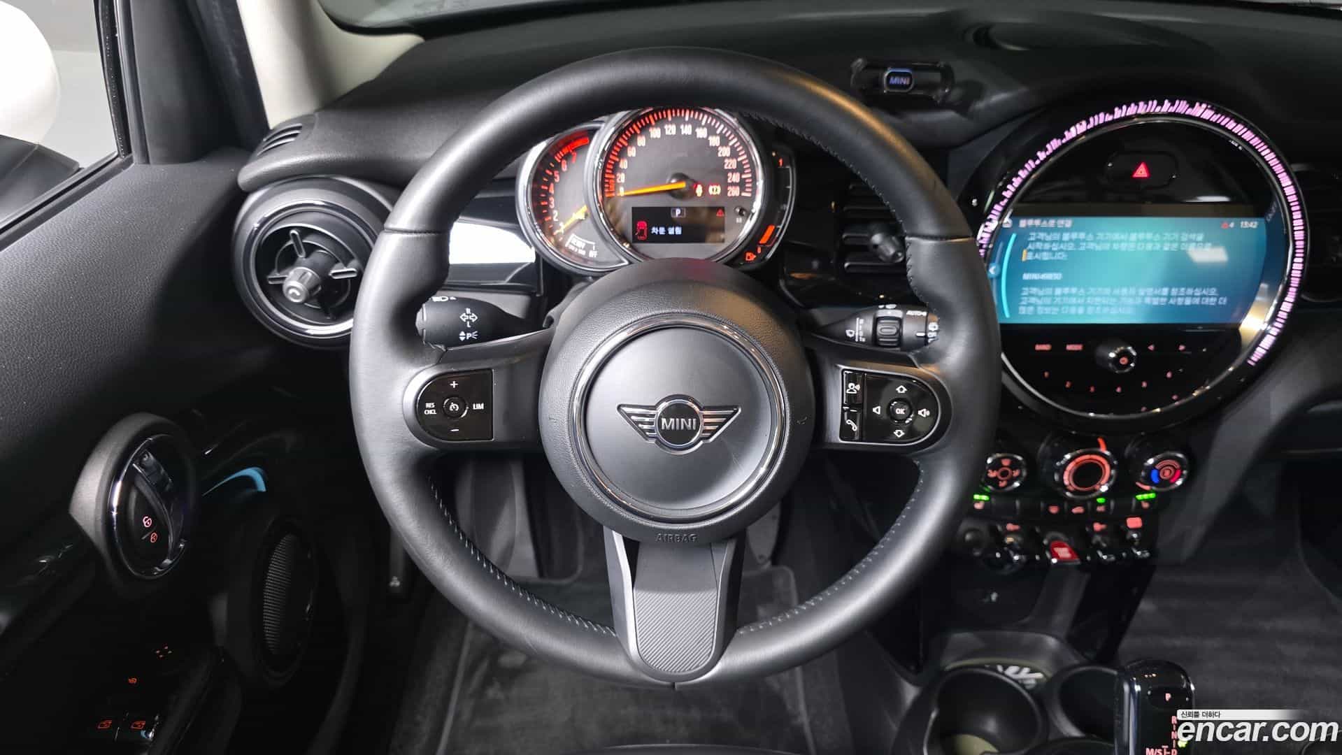 Cooper Mini 2022.4-OPTION-017