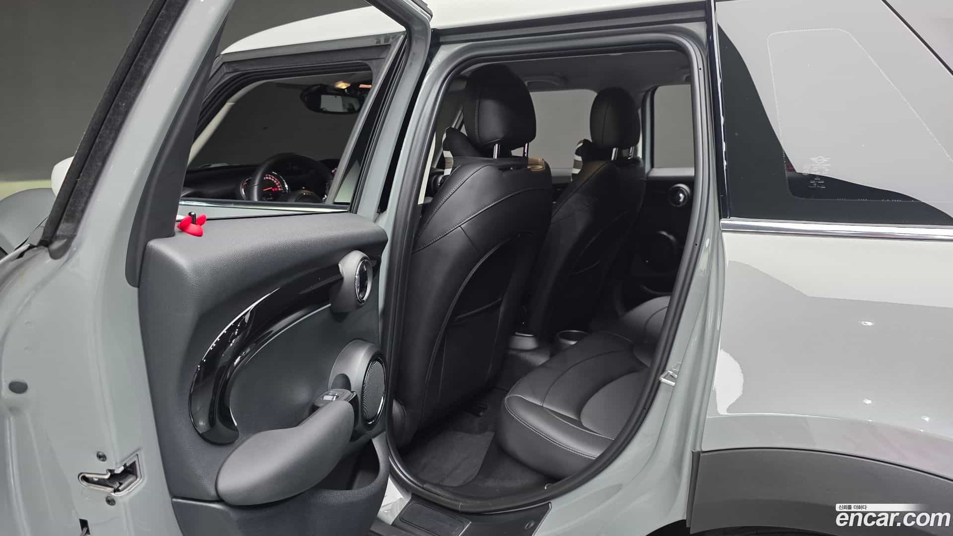 Cooper Mini 2022.4-OPTION-021