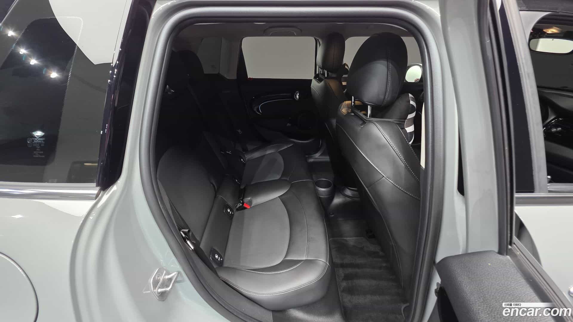 Cooper Mini 2022.4-OPTION-022