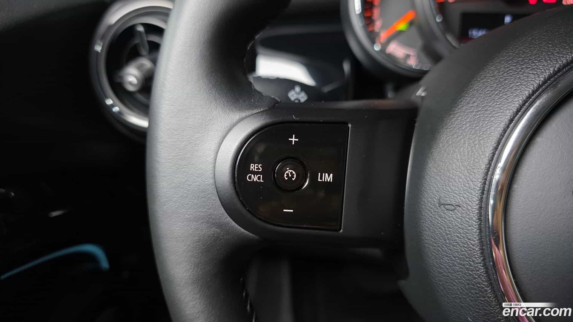 Cooper Mini 2022.4-OPTION-024