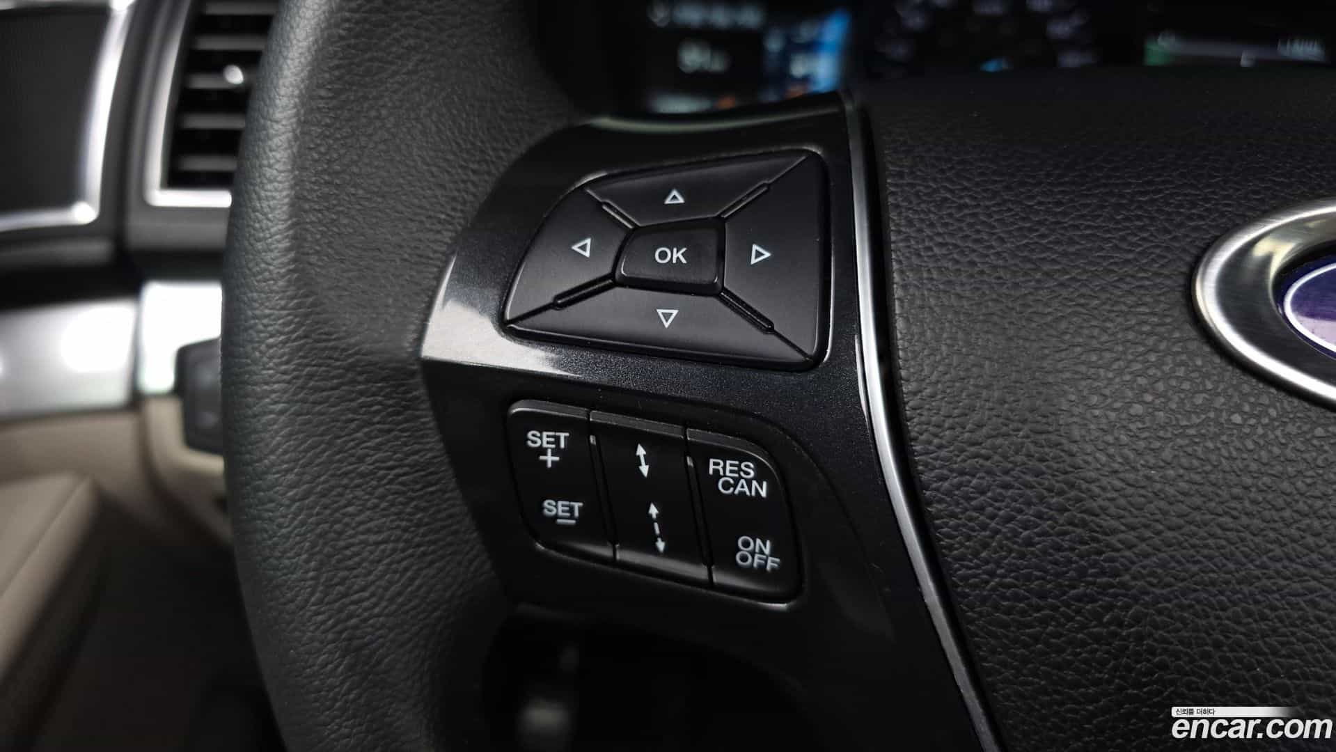 Explorer Ford 2019.3-OPTION-021