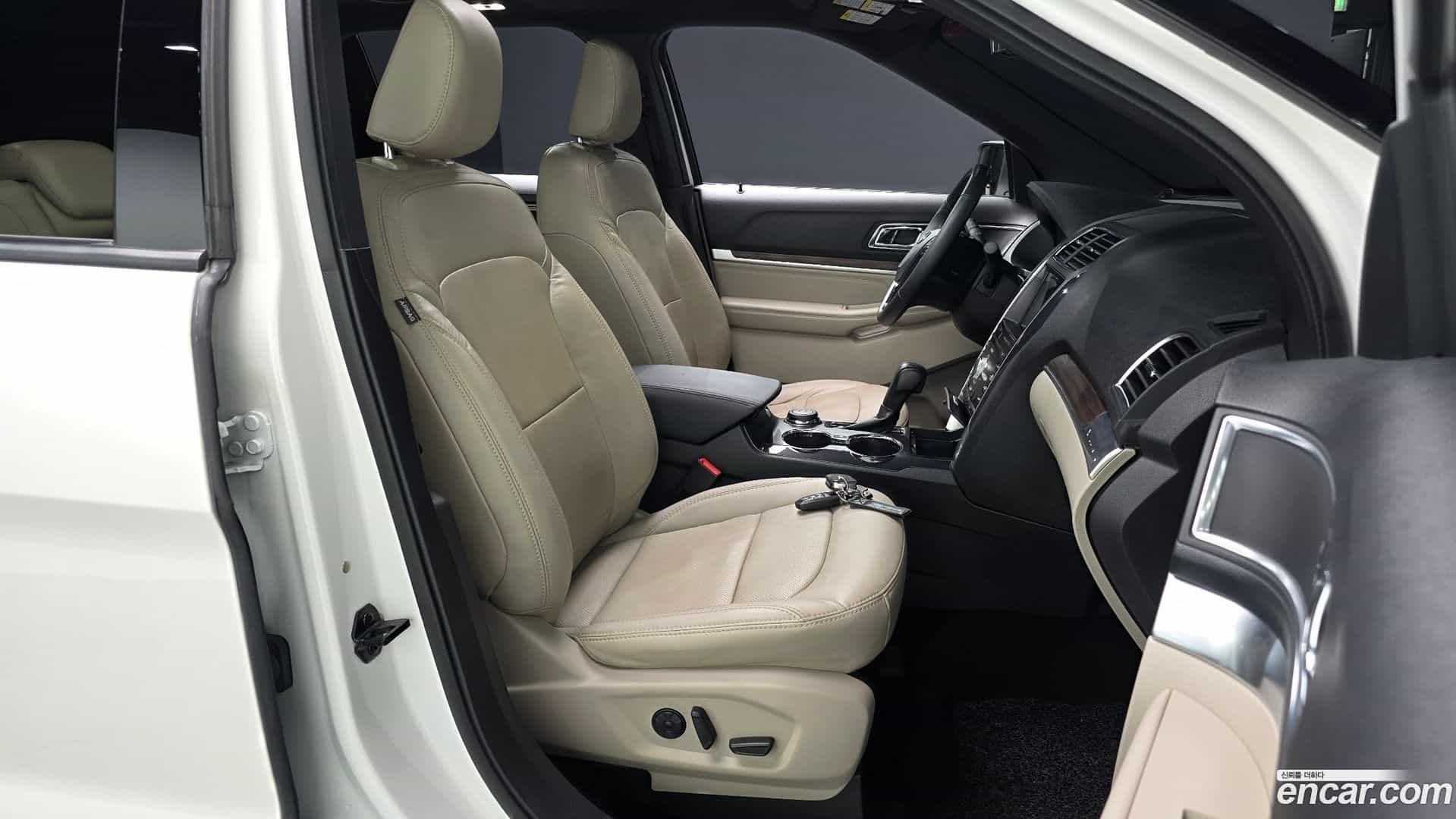 Explorer Ford 2019.3-INNER-036