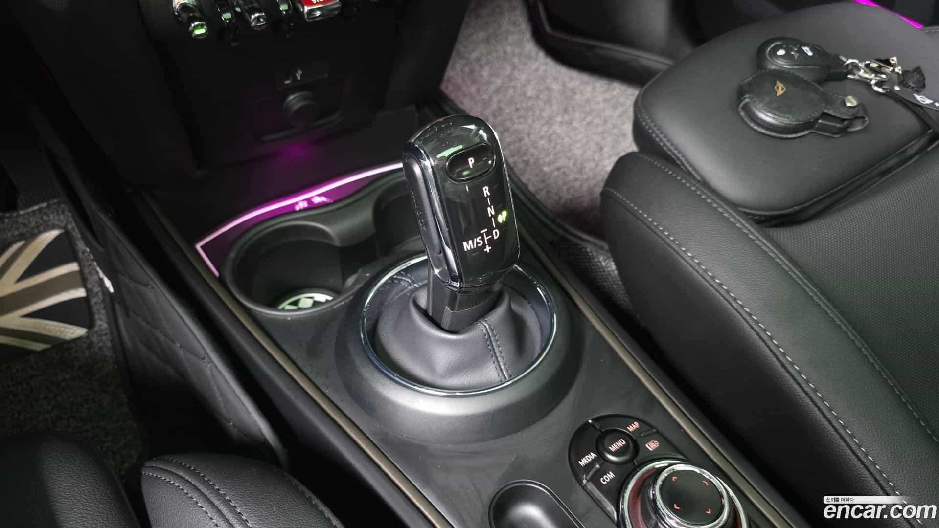 Countryman Mini 2023.3-INNER-009