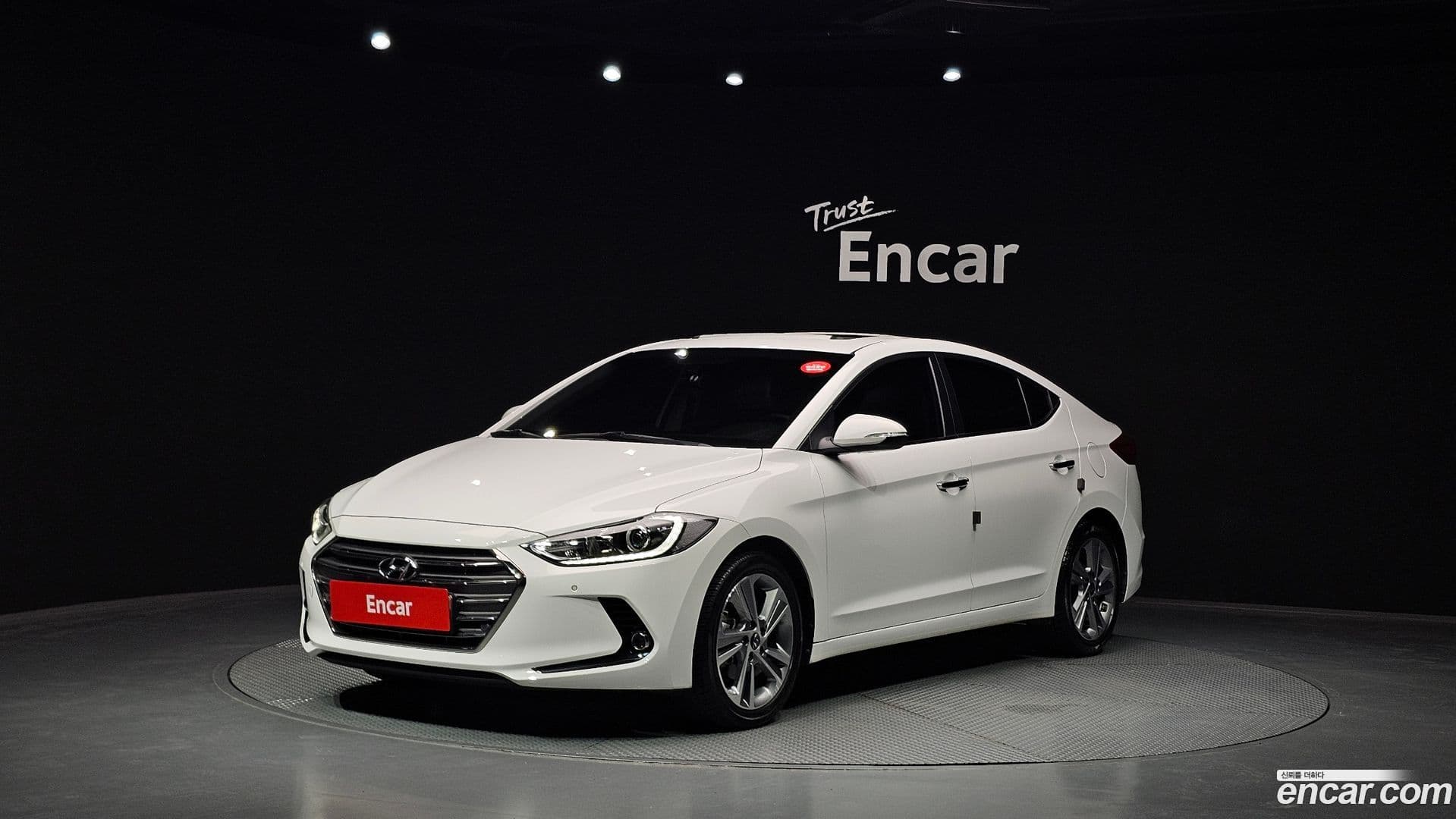 Main__Slider__Photo:AVANTE Hyundai 2016.5-0