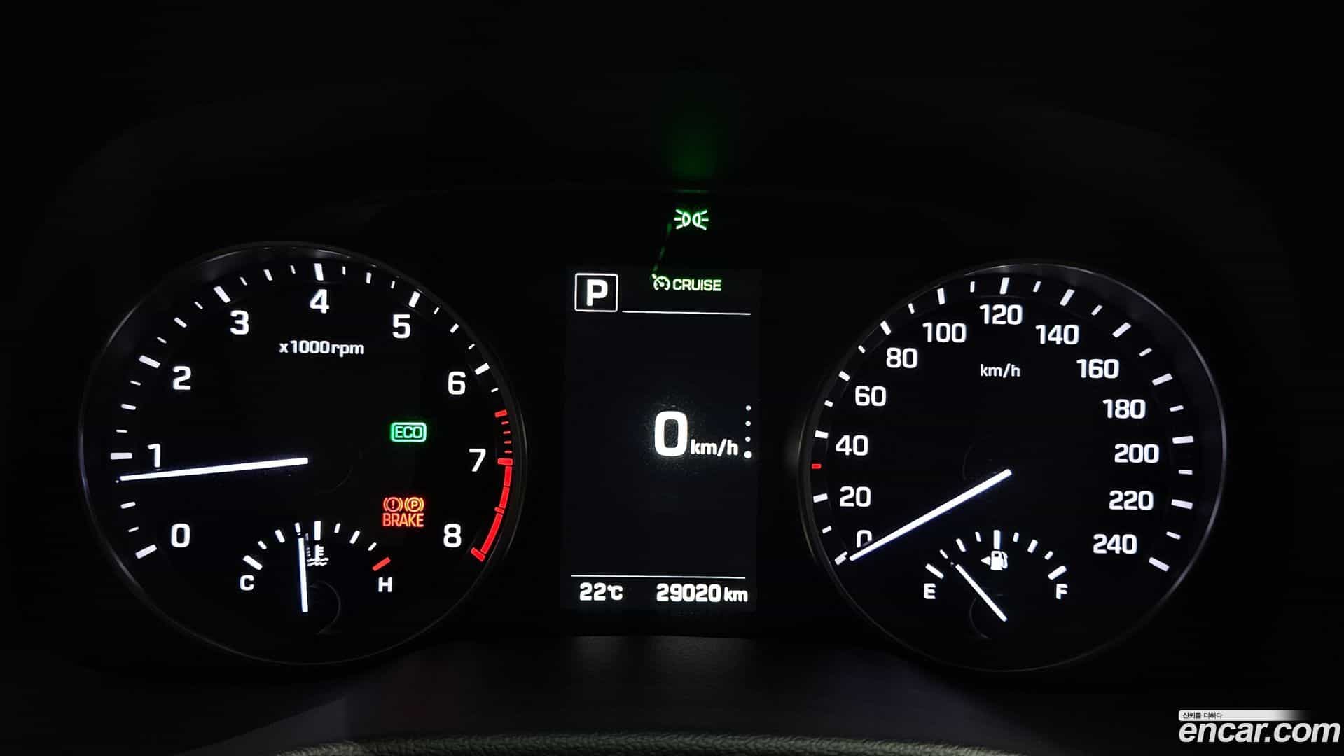 AVANTE Hyundai 2016.5-INNER-008