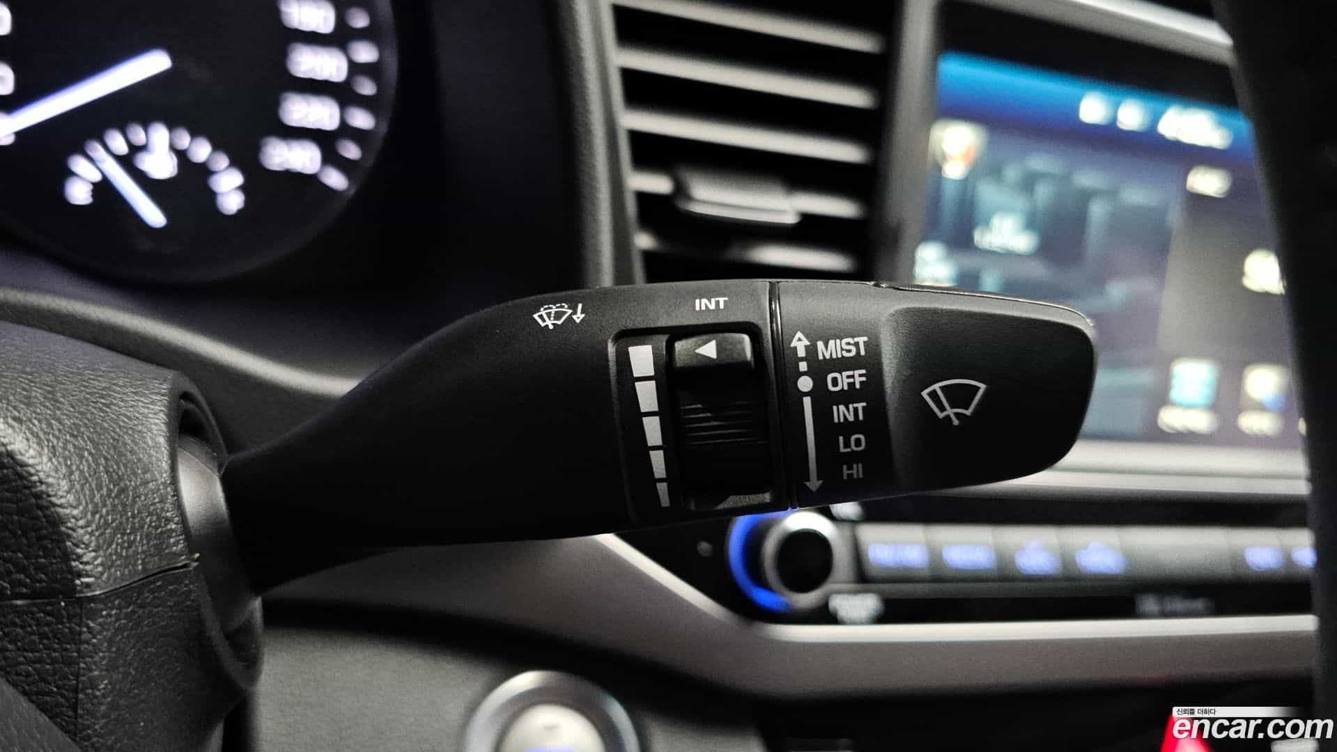 AVANTE Hyundai 2016.5-OPTION-043