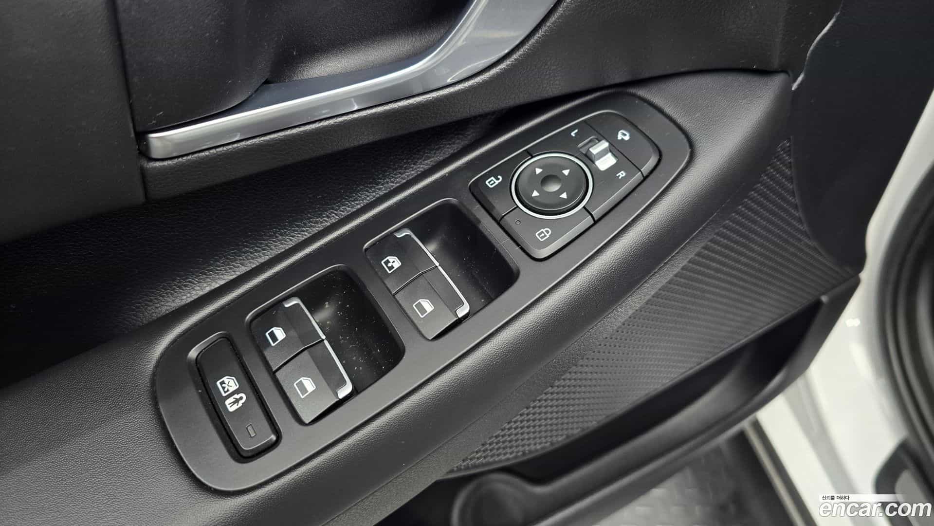 Sonata Hyundai 2019.5-OPTION-041