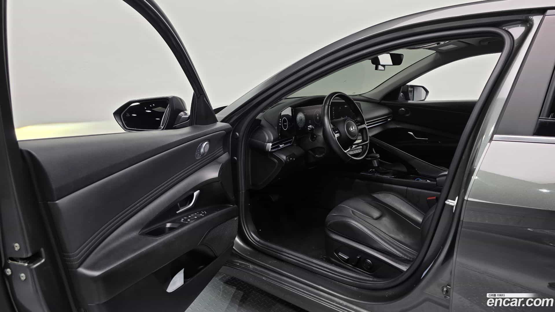 AVANTE Hyundai 2020.9-INNER-010