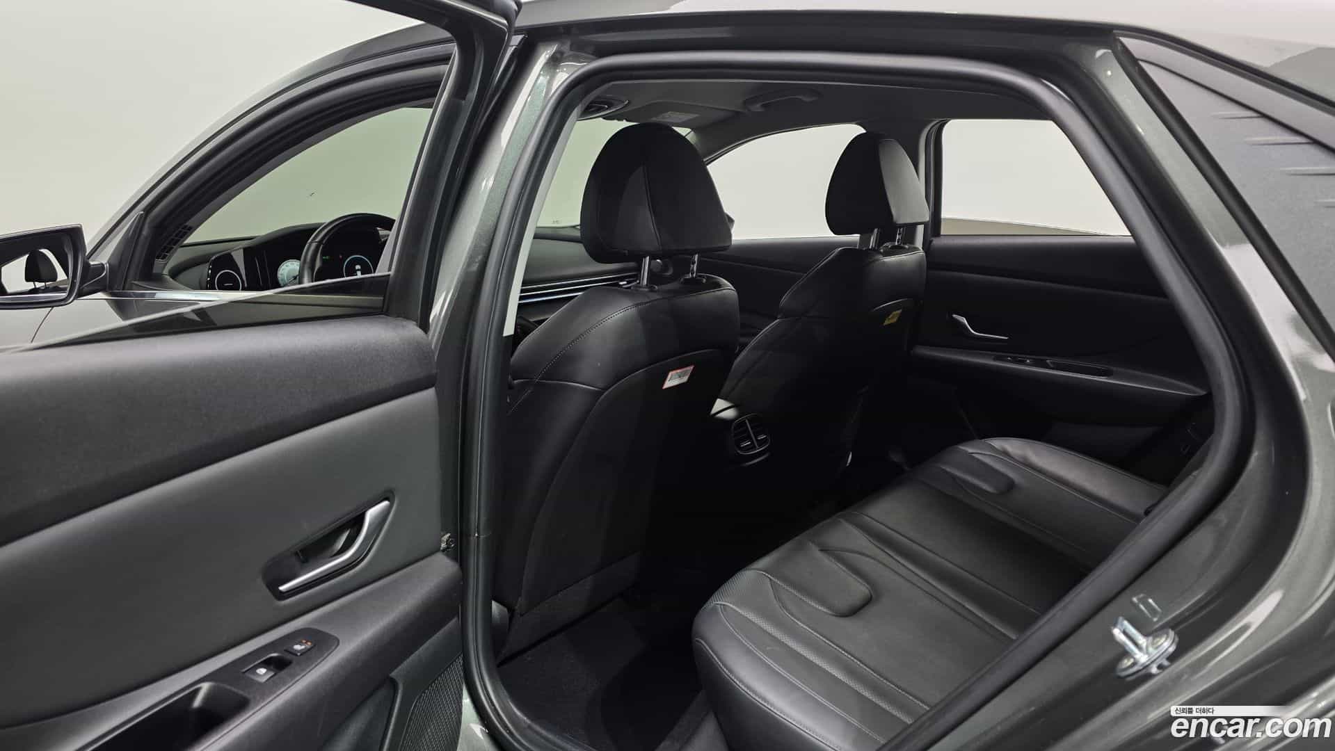 AVANTE Hyundai 2020.9-OPTION-015