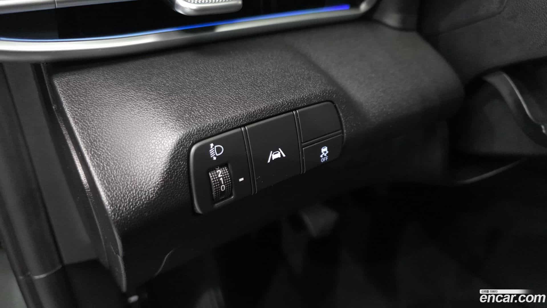 AVANTE Hyundai 2020.9-OPTION-016