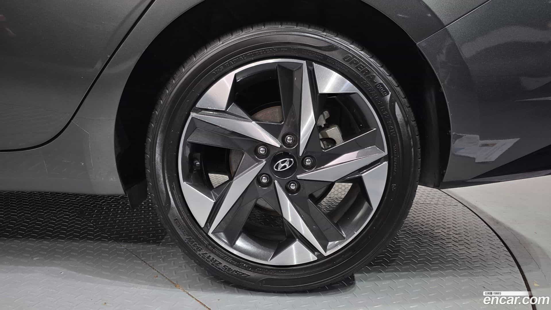 AVANTE Hyundai 2020.9-OUTER-031