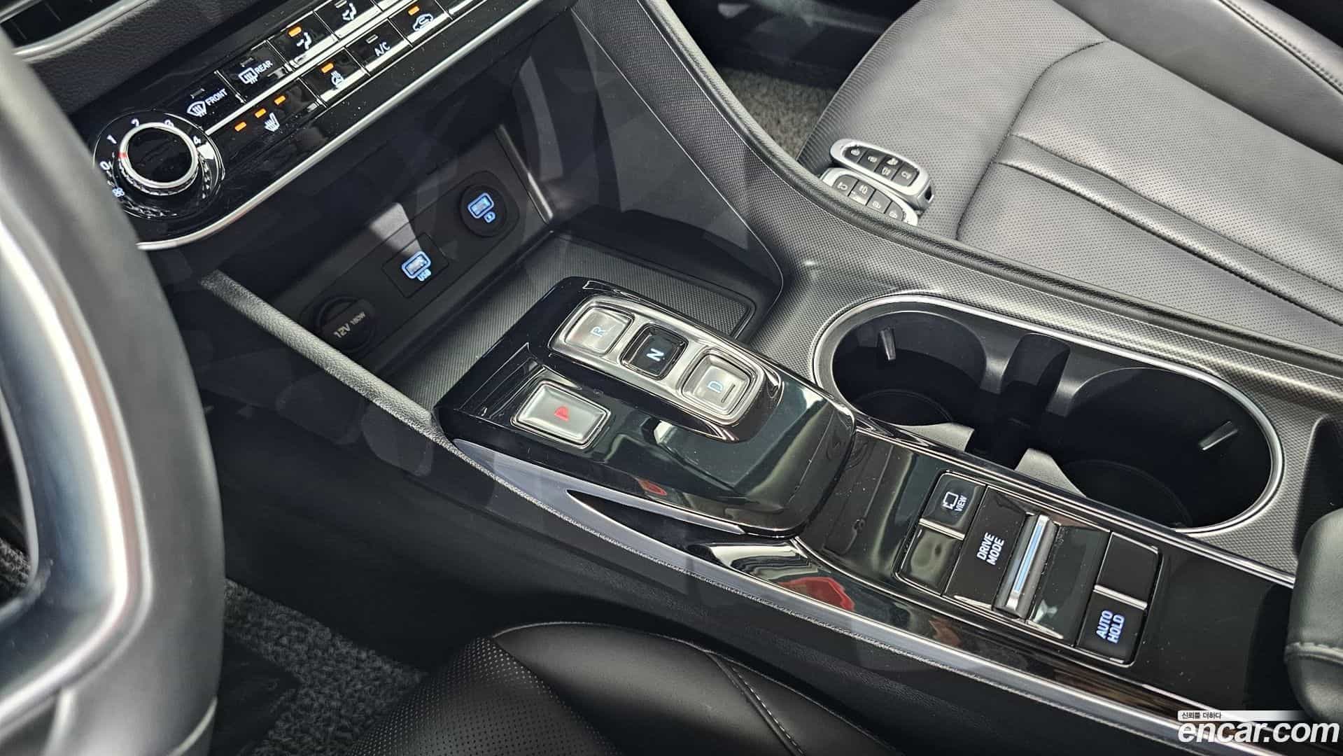 Sonata Hyundai 2019.4-INNER-009
