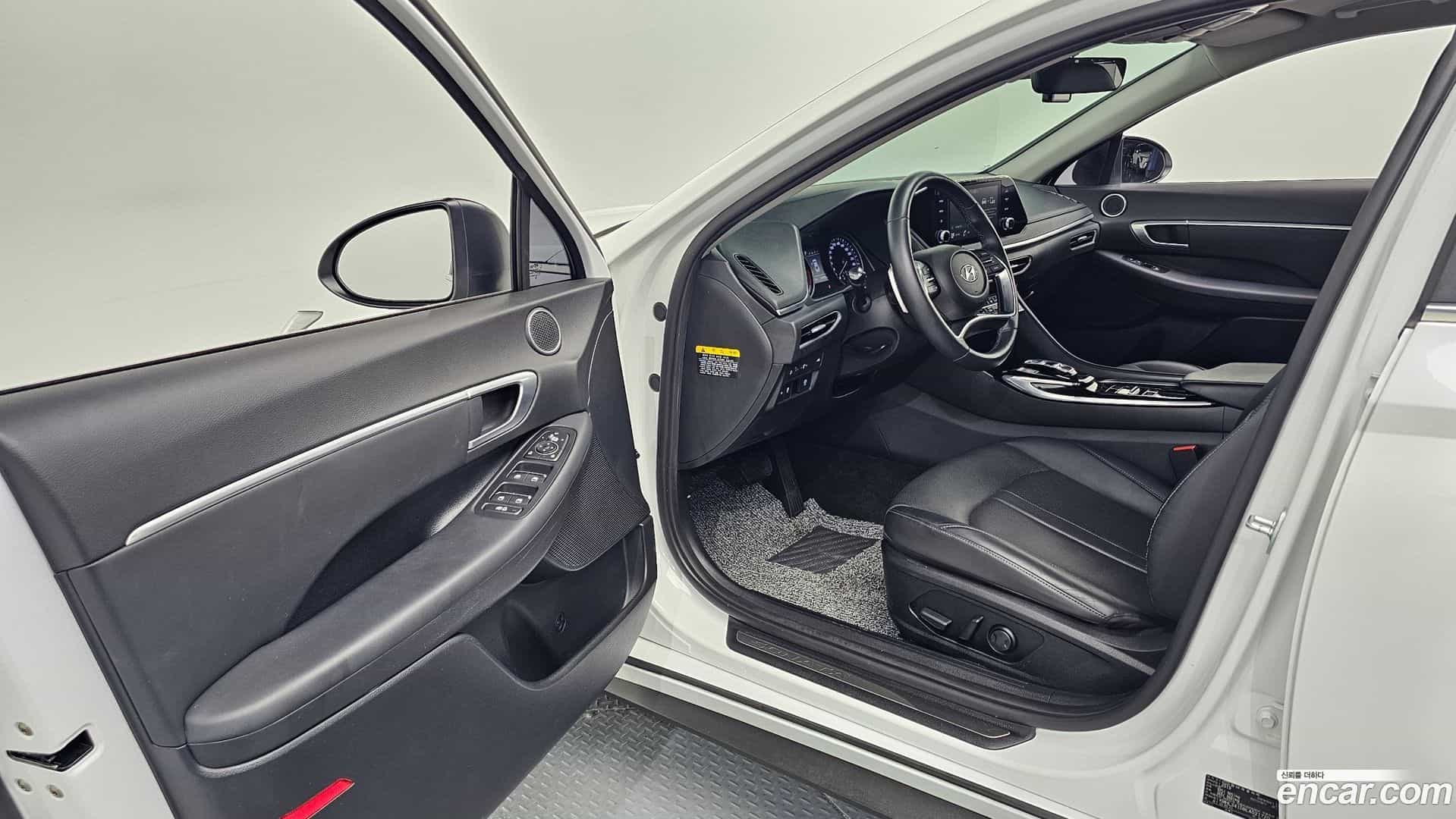 Sonata Hyundai 2019.4-INNER-010
