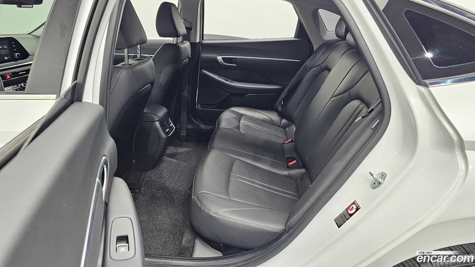 Sonata Hyundai 2019.4-OPTION-015