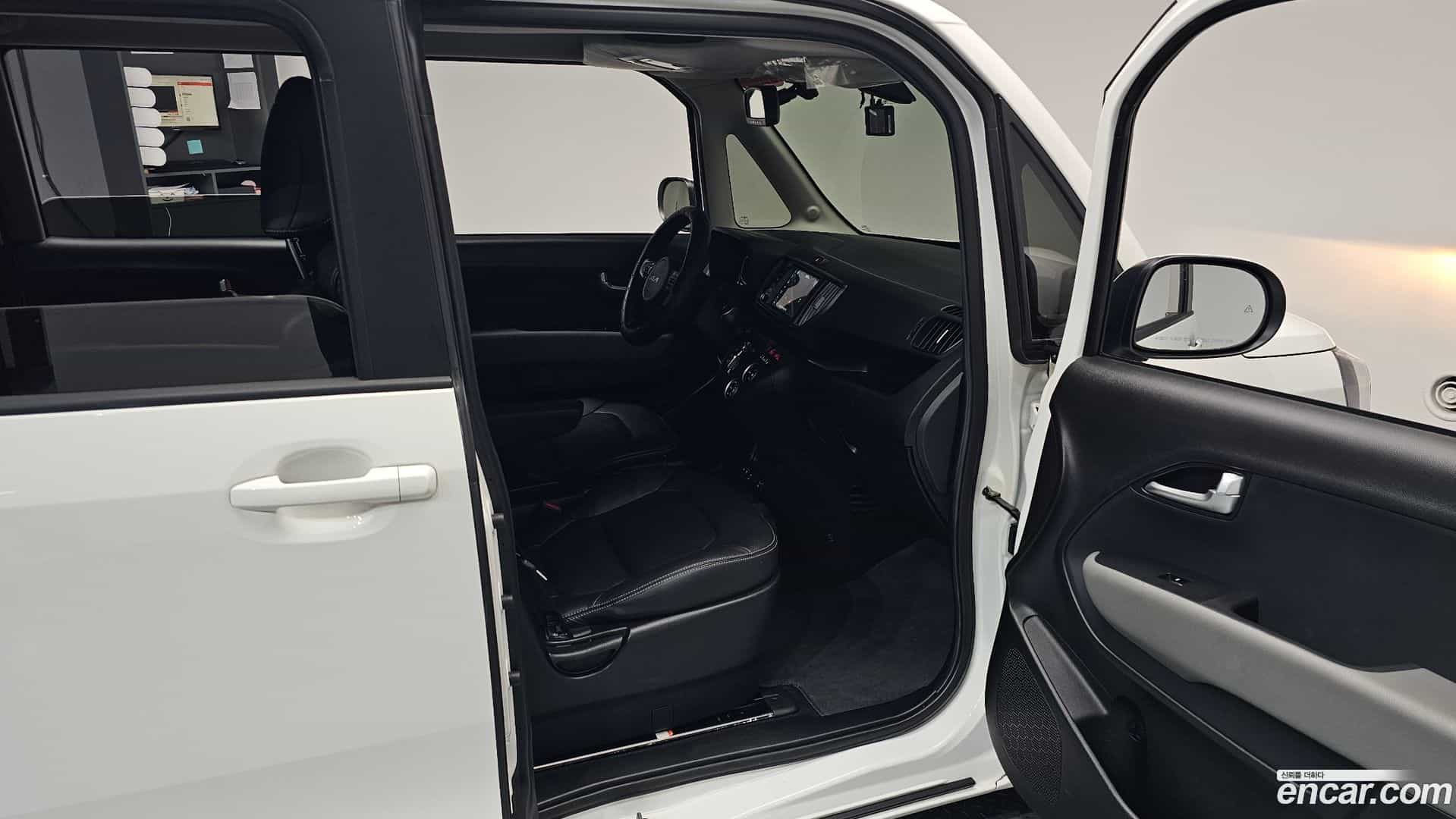 RAY Kia 2023.5-INNER-036