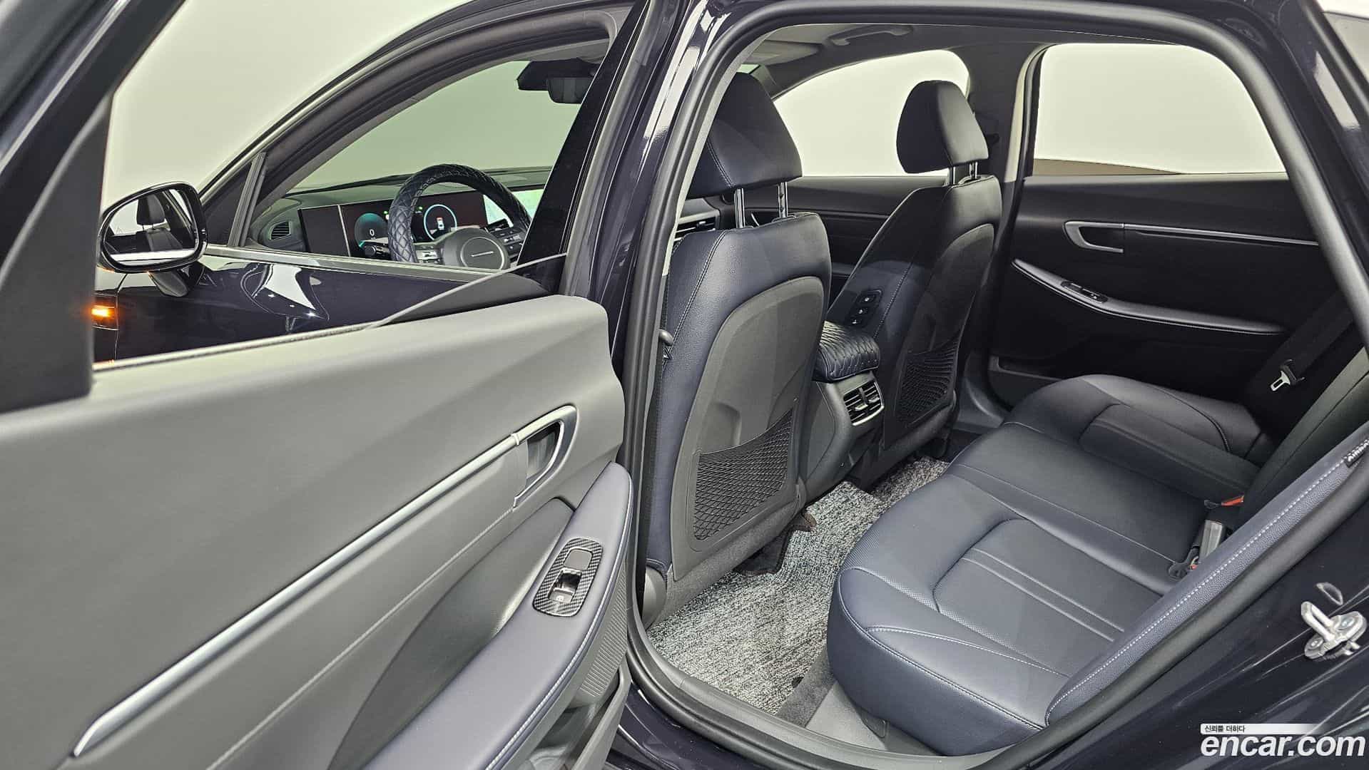 Sonata Hyundai 2023.9-INNER-036
