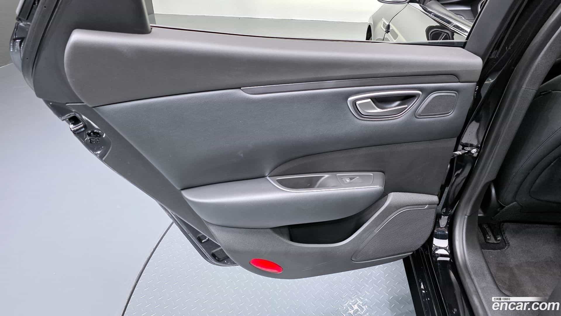 SM6 Renault Korea 2022.5-INNER-035