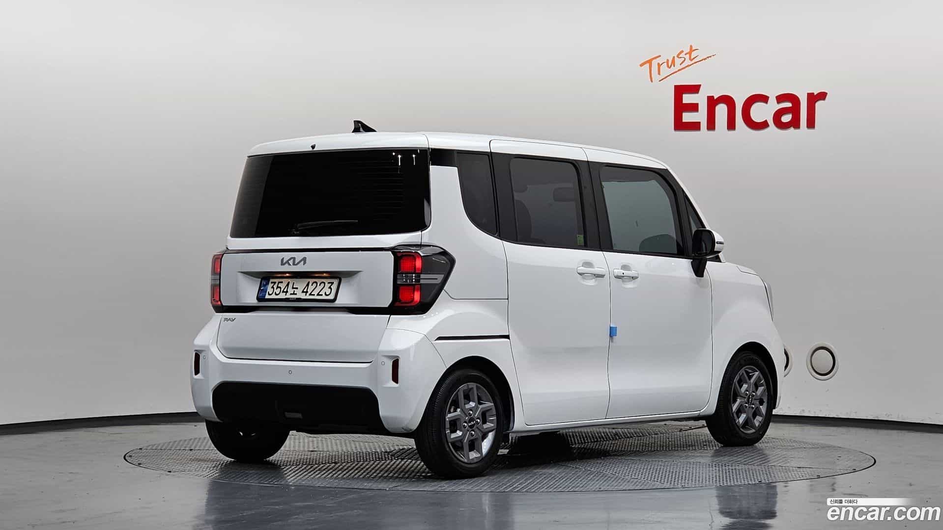 RAY Kia 2023.11-OUTER-002