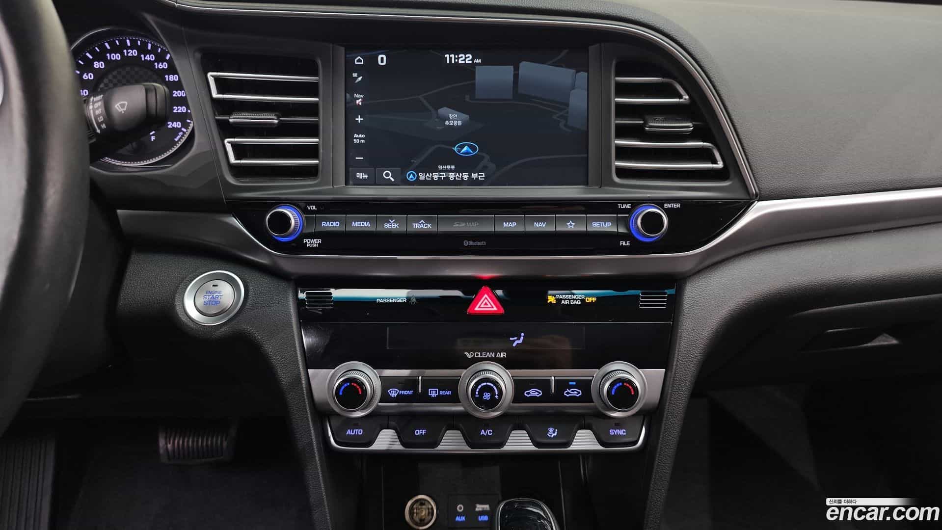 AVANTE Hyundai 2018.10-OPTION-018