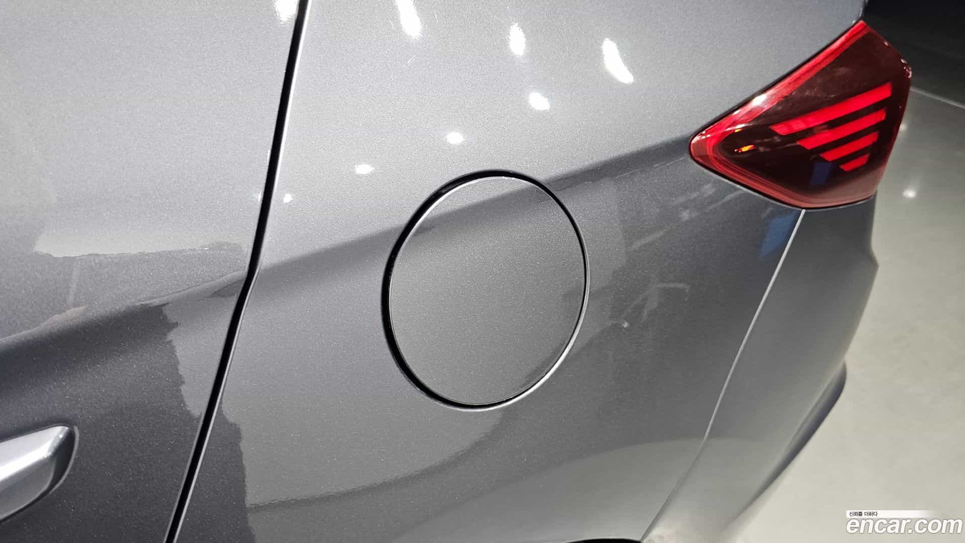 AVANTE Hyundai 2018.10-OPTION-043