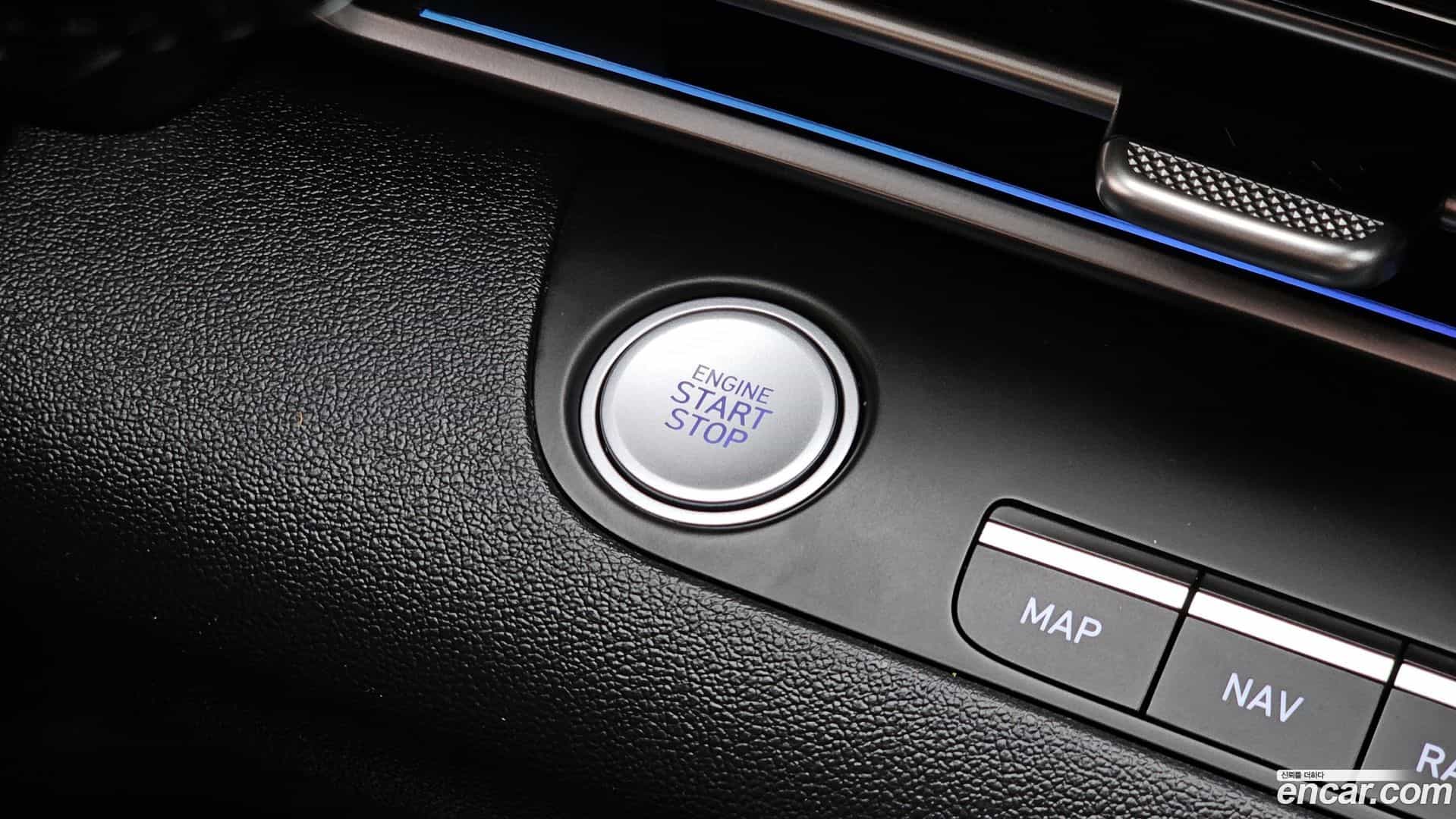 AVANTE Hyundai 2020.6-OPTION-023