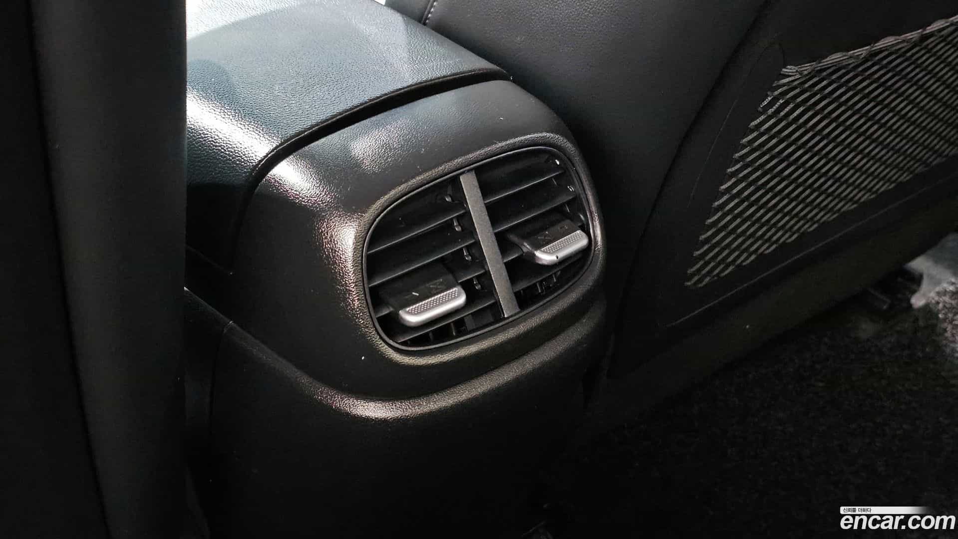 AVANTE Hyundai 2020.6-OPTION-045