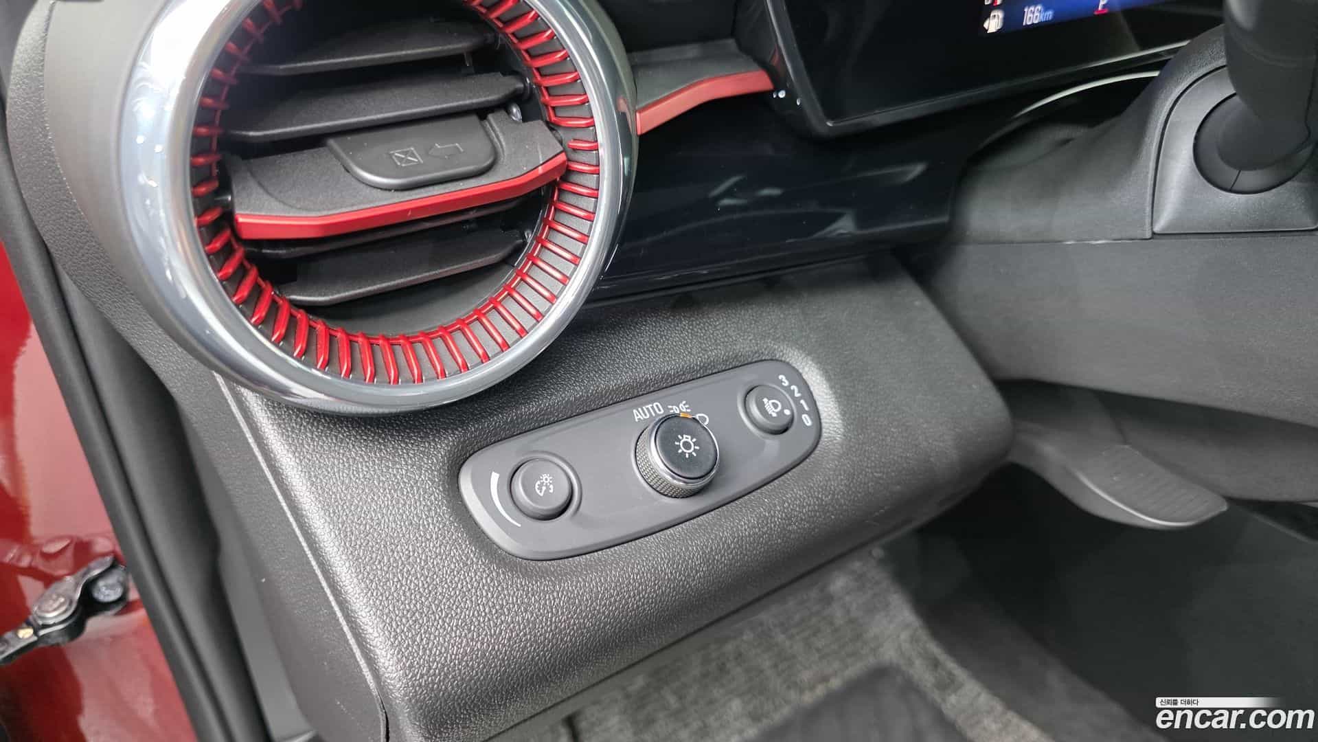Trax Chevrolet 2023.5-OPTION-018