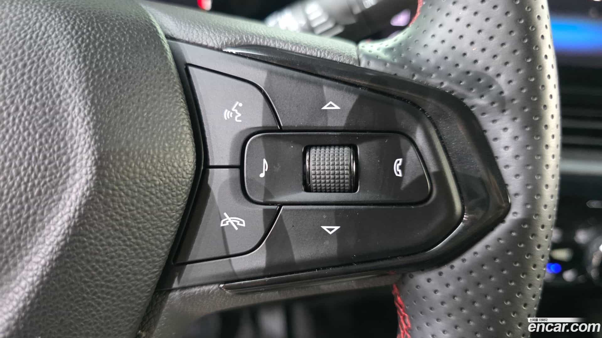 Trax Chevrolet 2023.5-OPTION-042