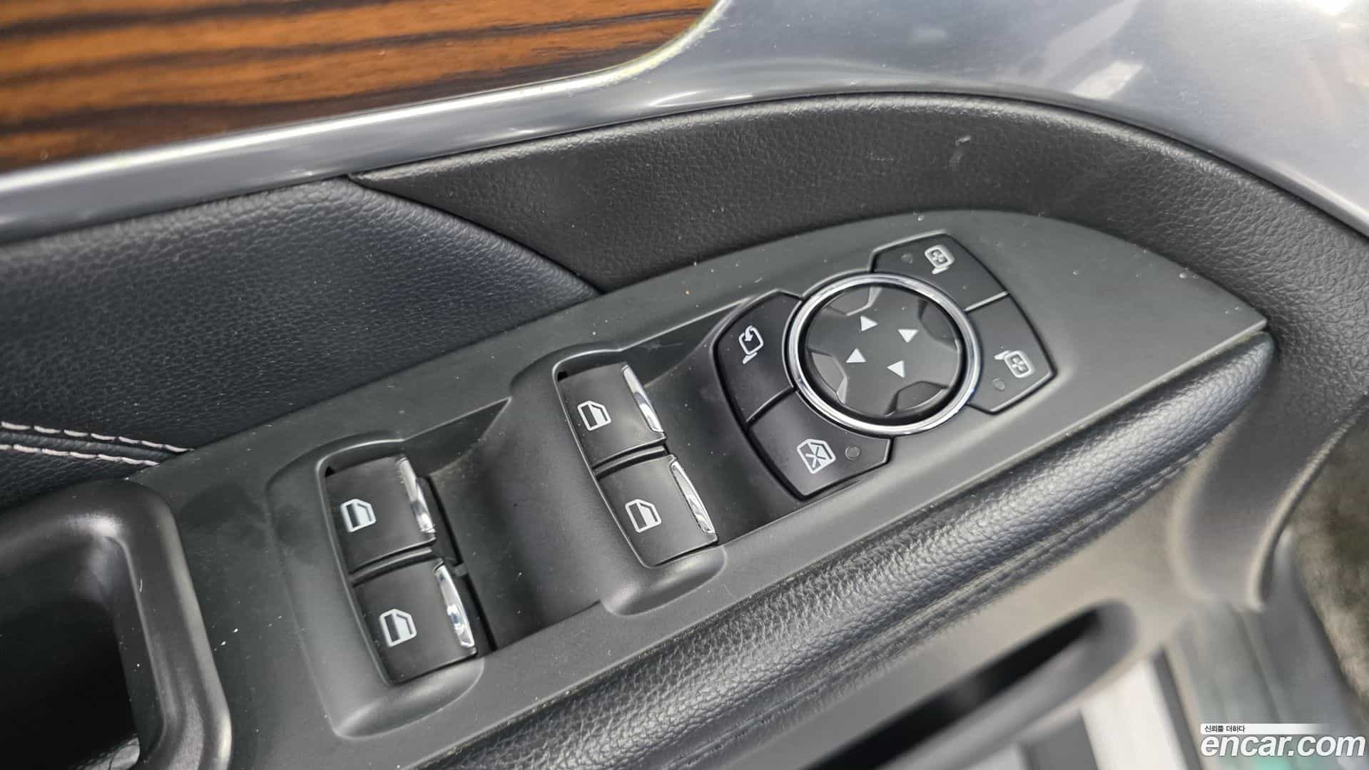 Explorer Ford 2017.0-OPTION-018